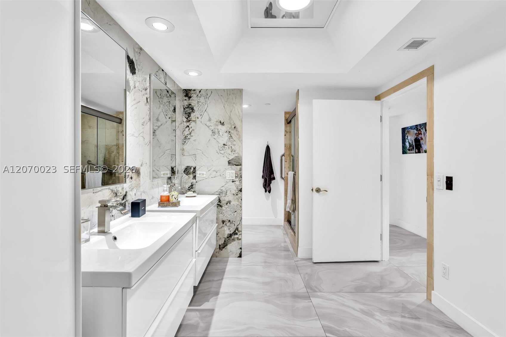 3000 Island Blvd #1106, Aventura FL 33160