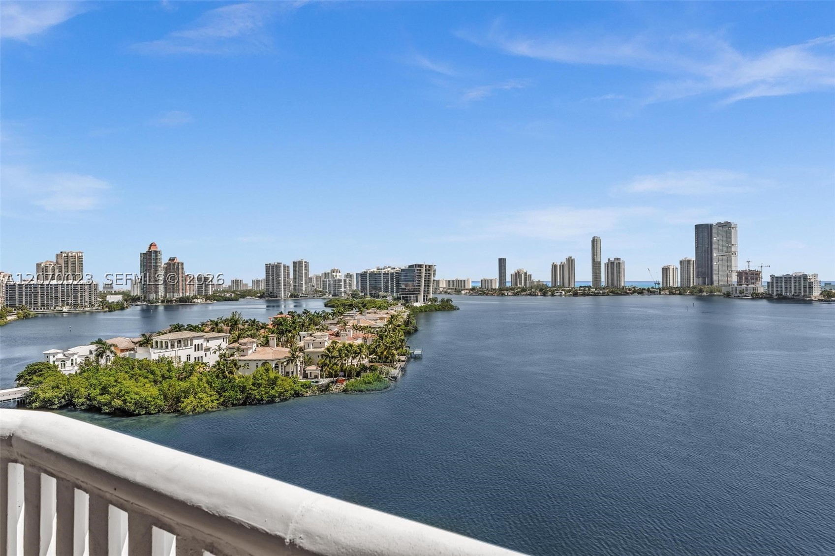 3000 Island Blvd #1106, Aventura FL 33160
