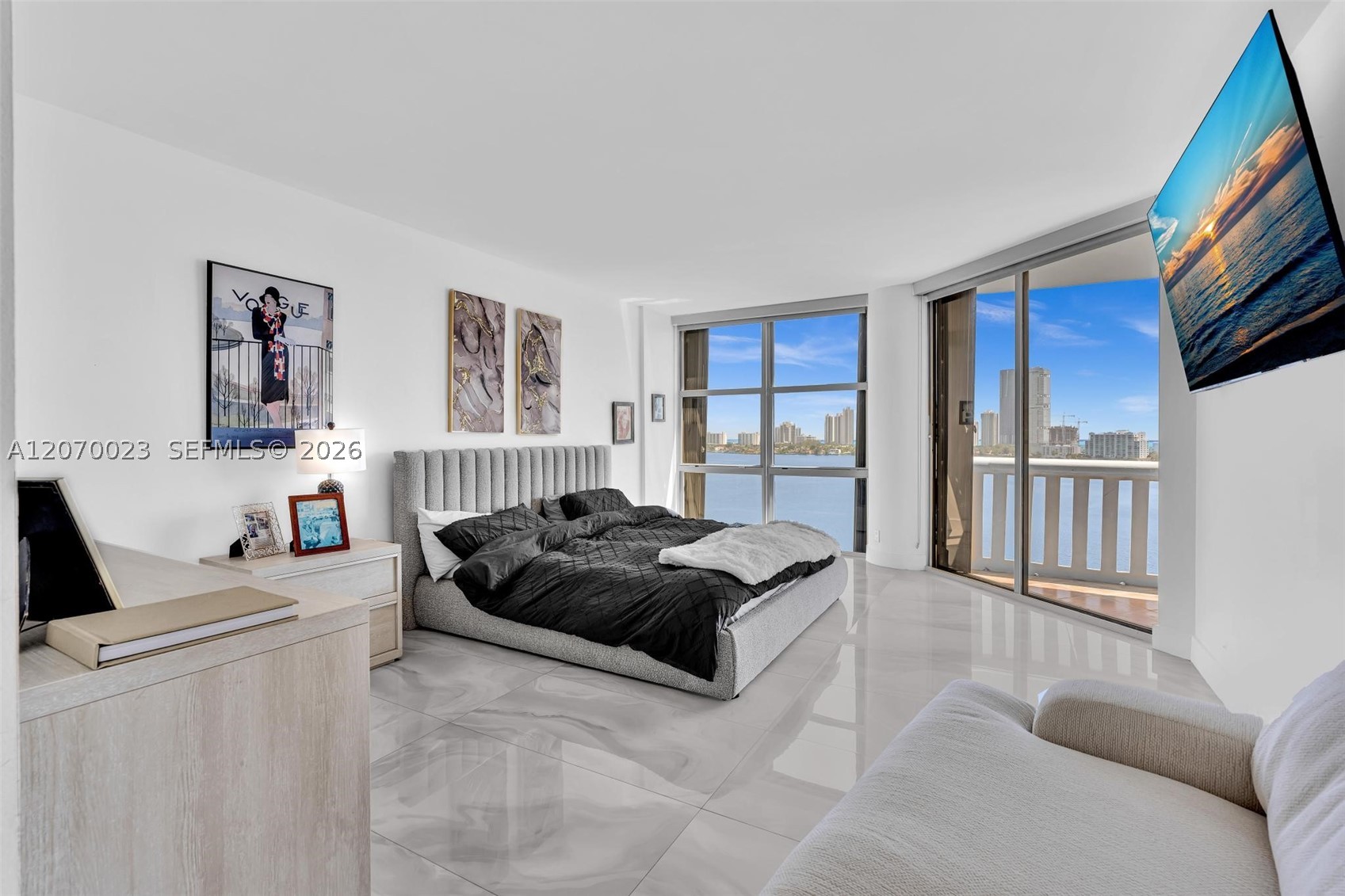 3000 Island Blvd #1106, Aventura FL 33160