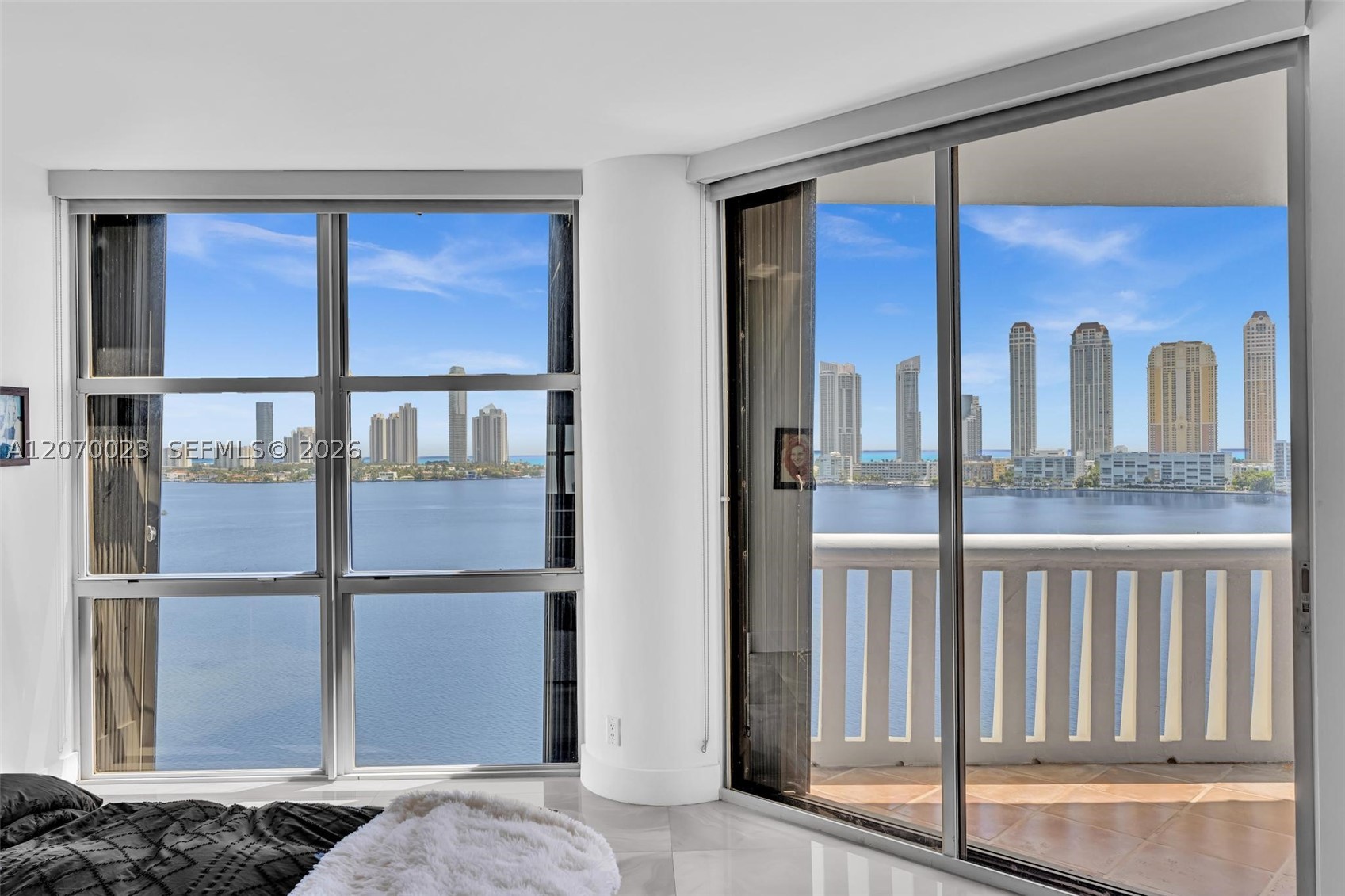 3000 Island Blvd #1106, Aventura FL 33160