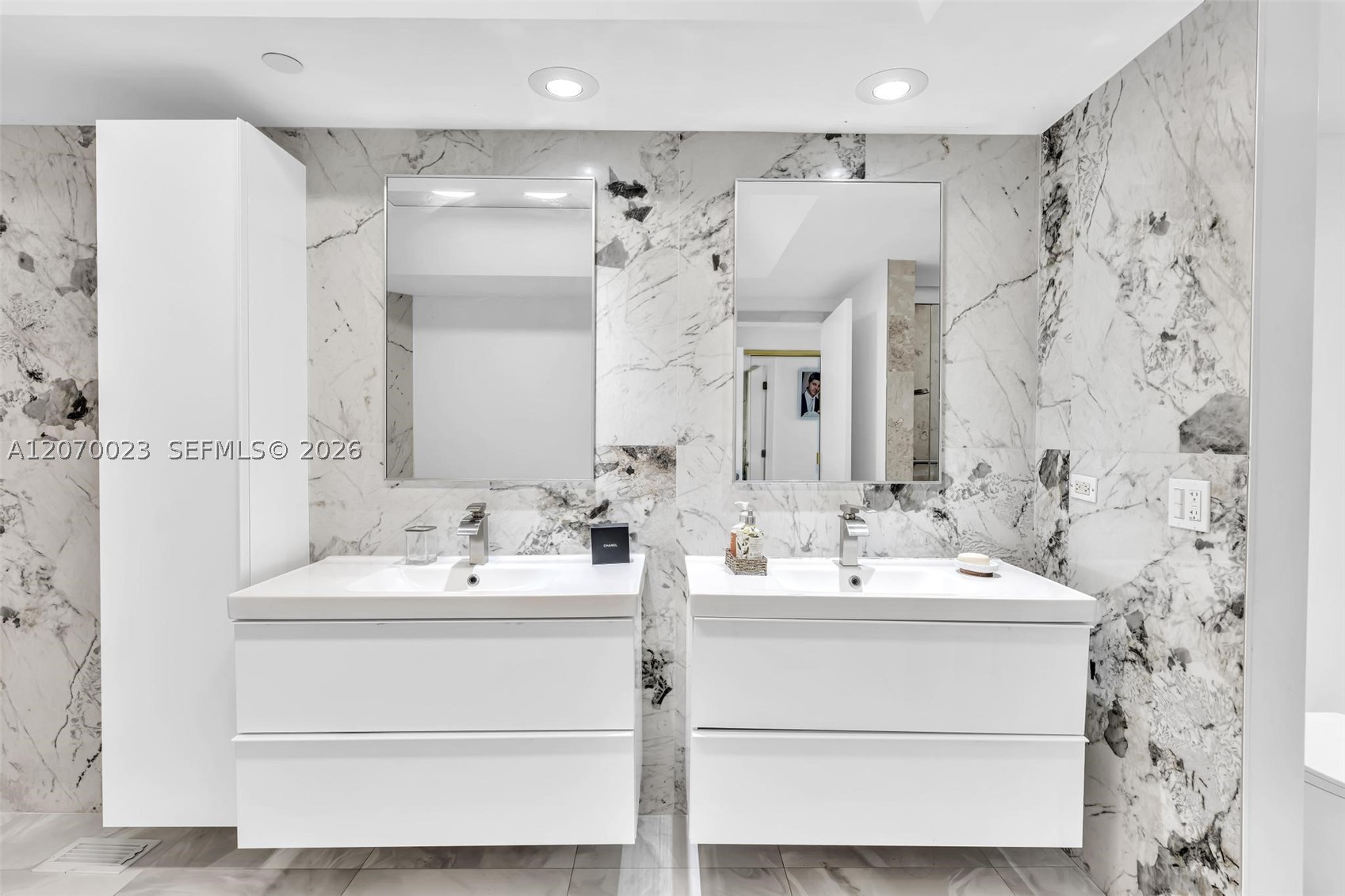 3000 Island Blvd #1106, Aventura FL 33160