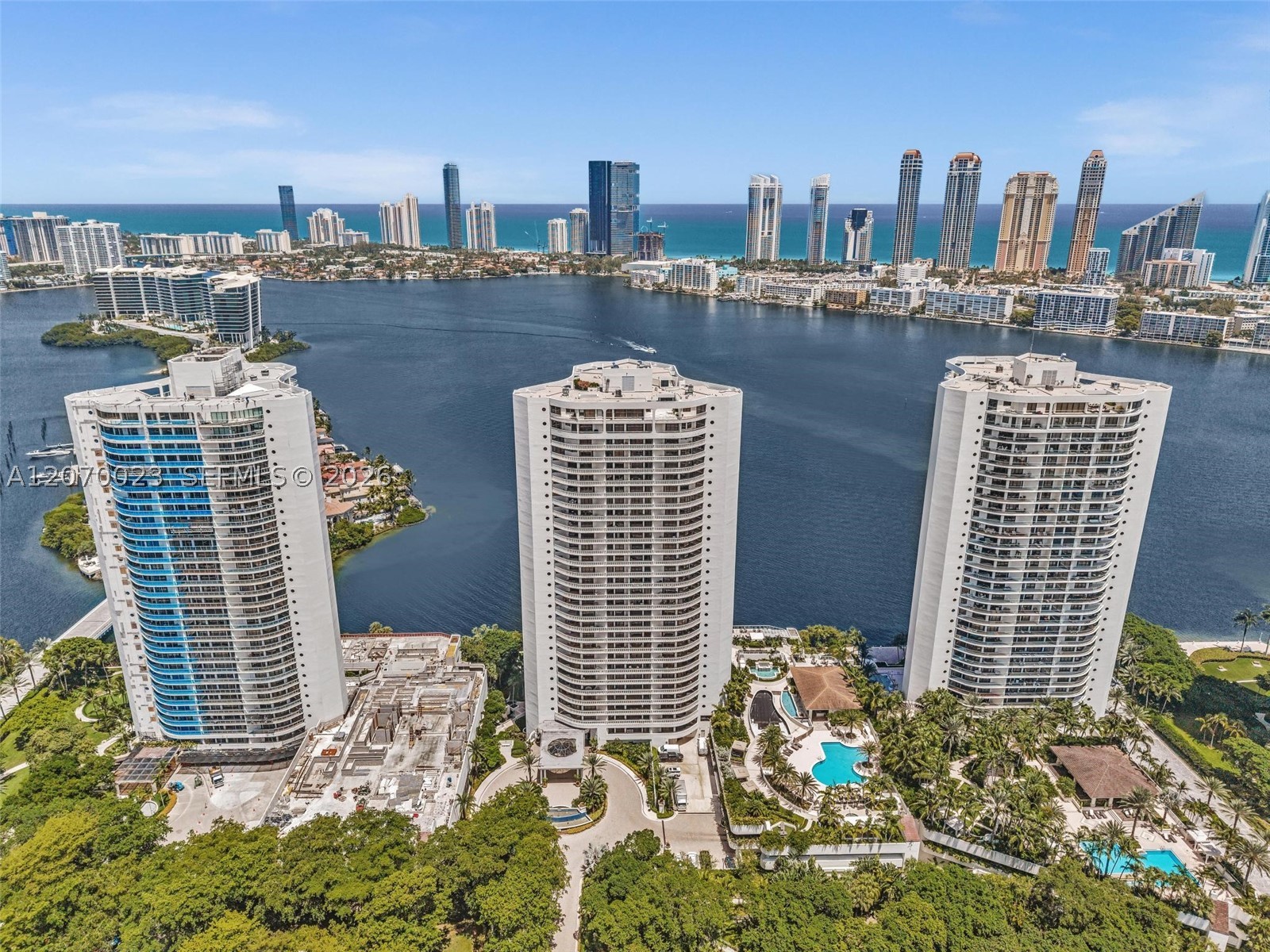 3000 Island Blvd #1106, Aventura FL 33160
