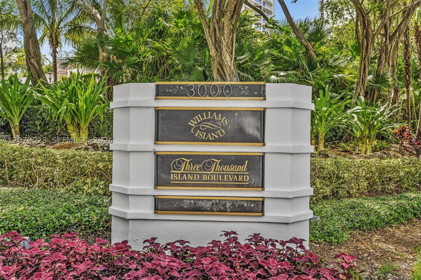 3000 Island Blvd #1106, Aventura FL 33160