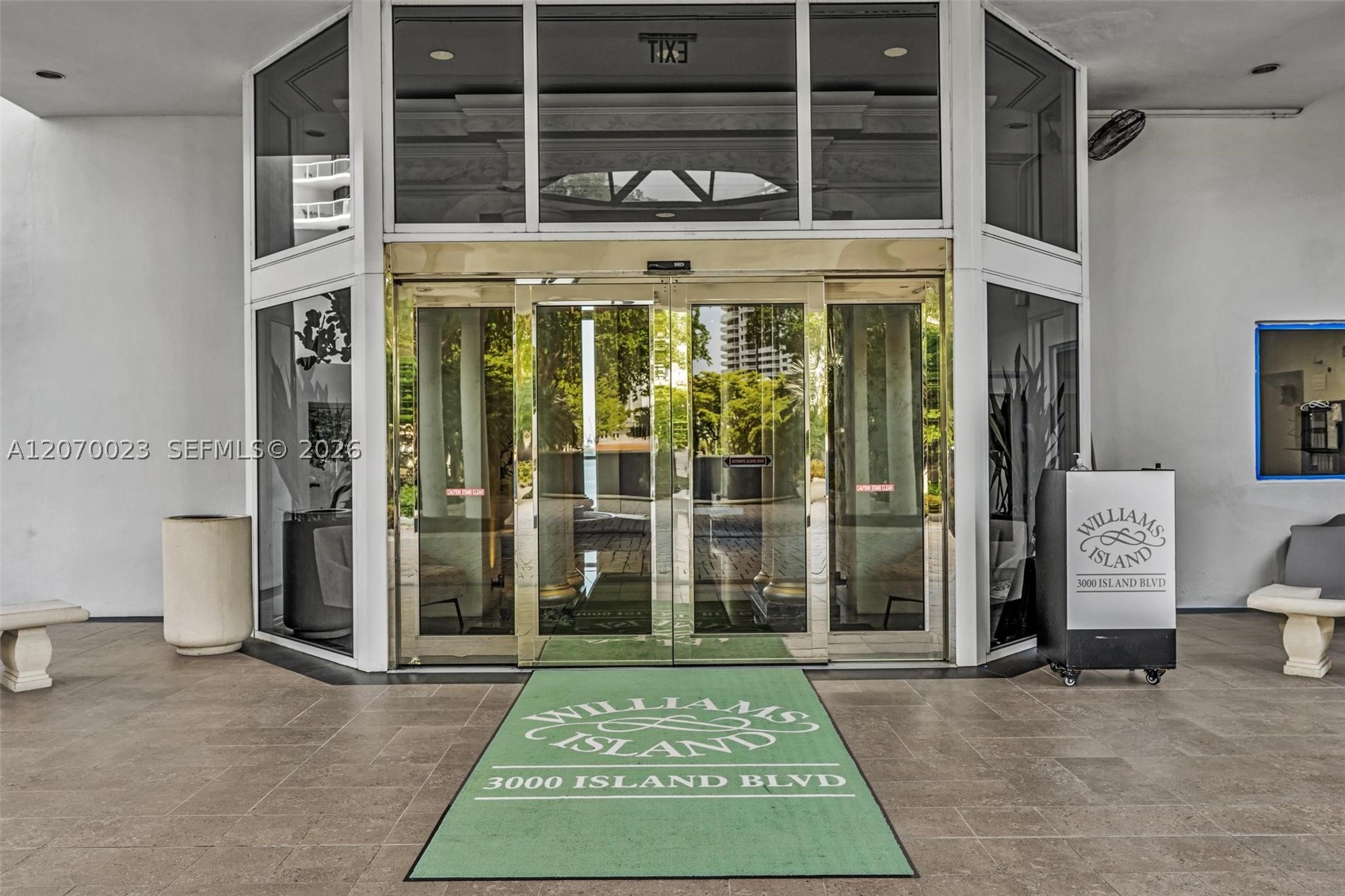 3000 Island Blvd #1106, Aventura FL 33160