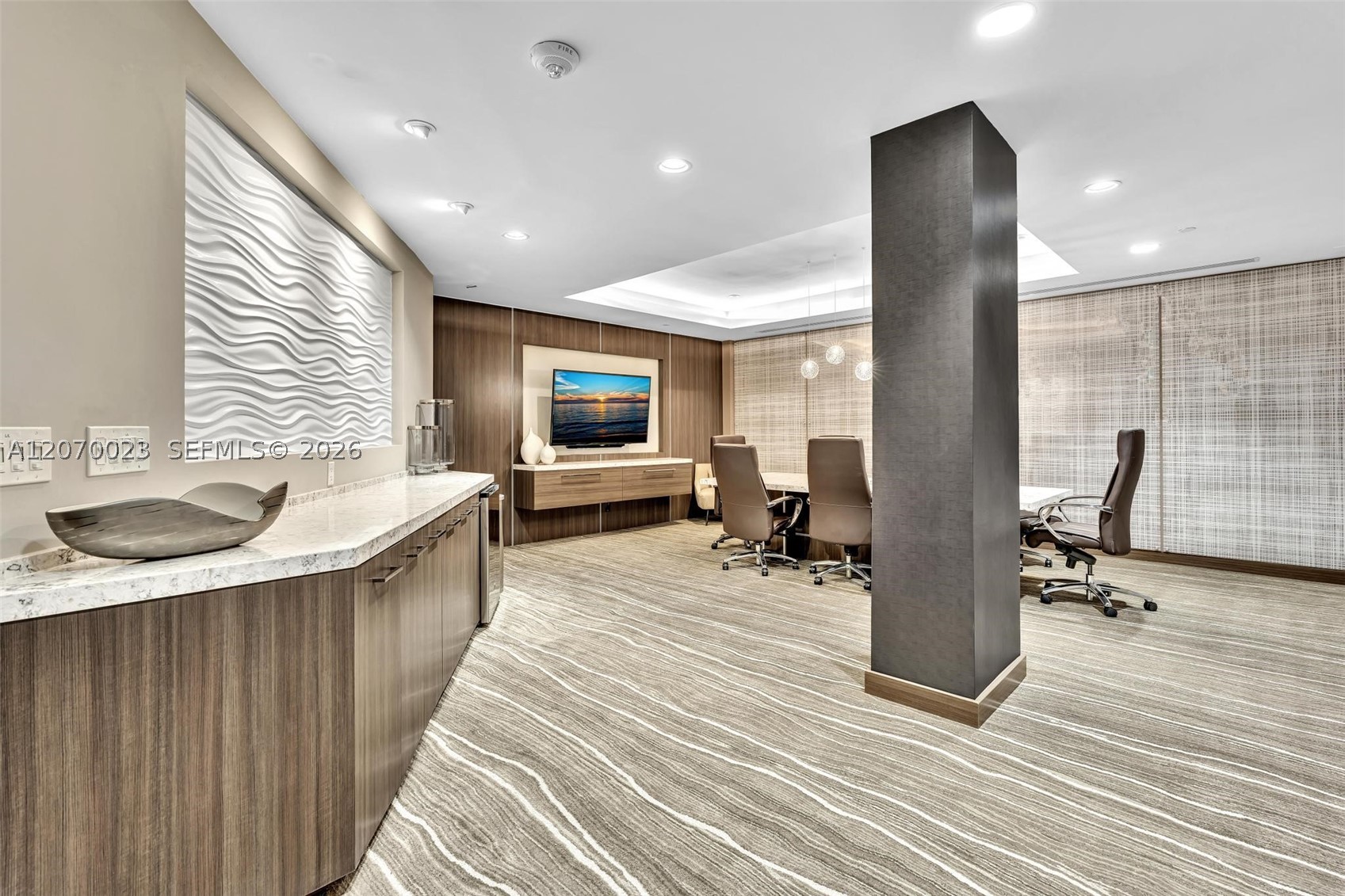 3000 Island Blvd #1106, Aventura FL 33160