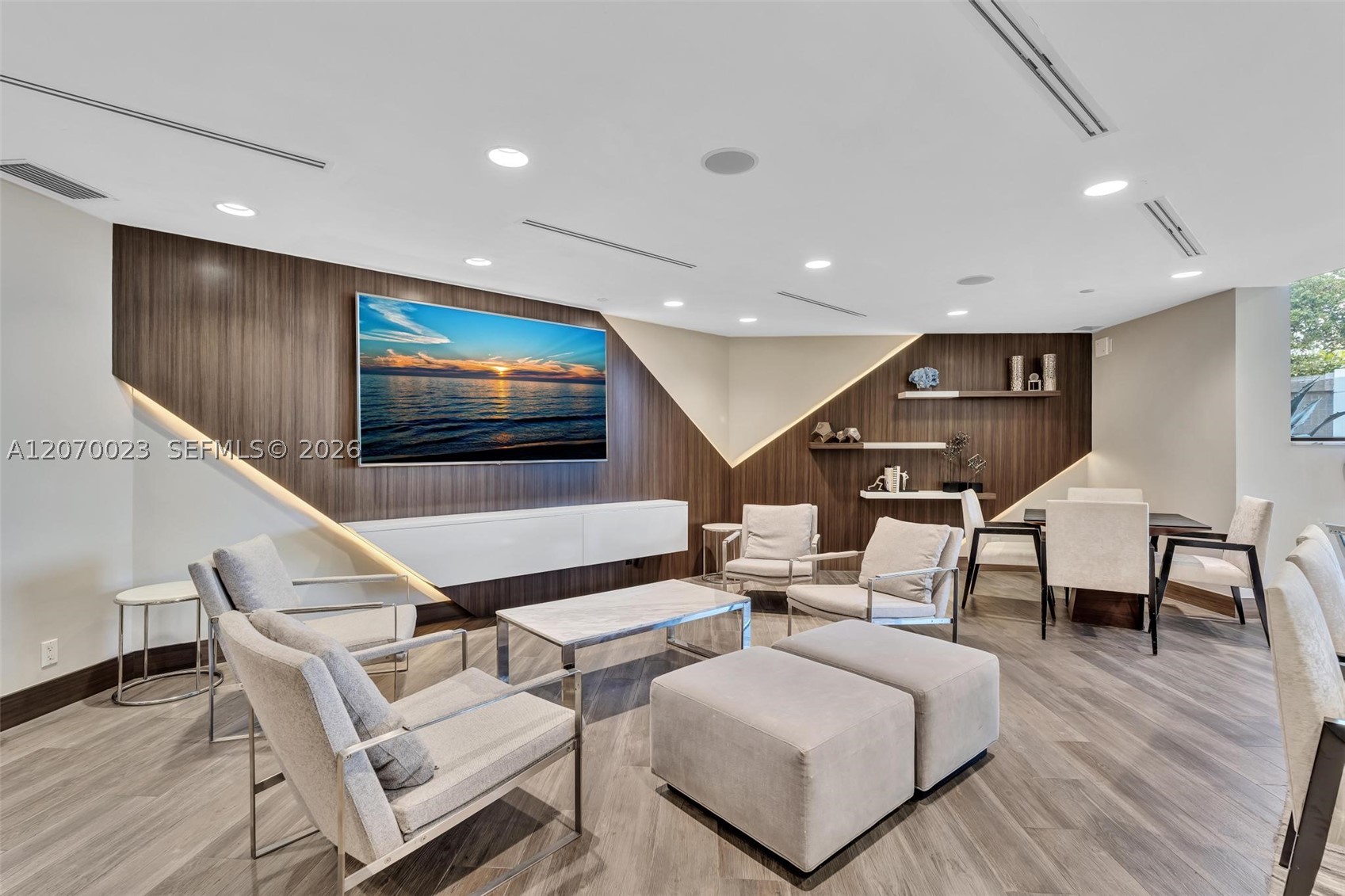3000 Island Blvd #1106, Aventura FL 33160