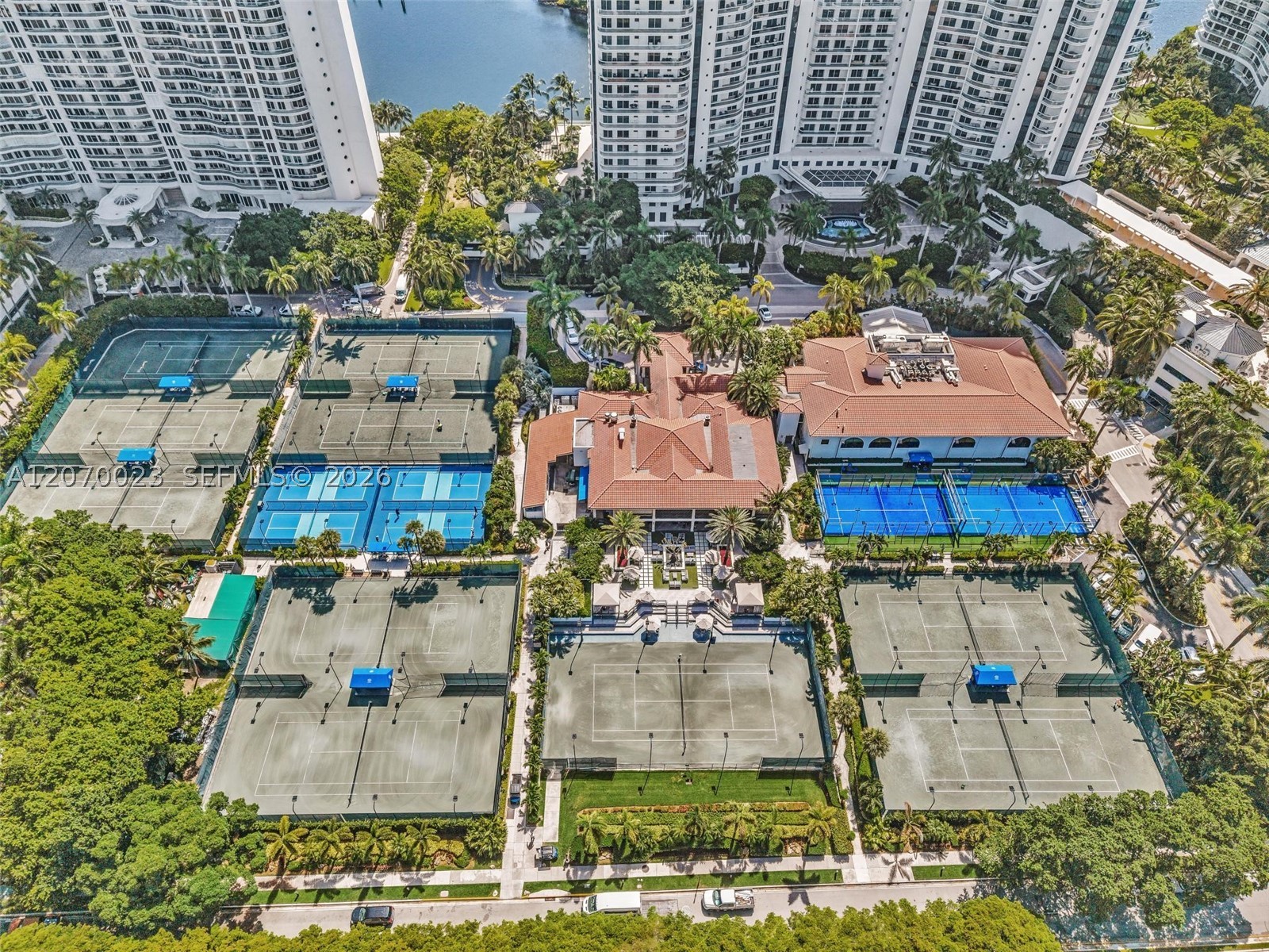 3000 Island Blvd #1106, Aventura FL 33160