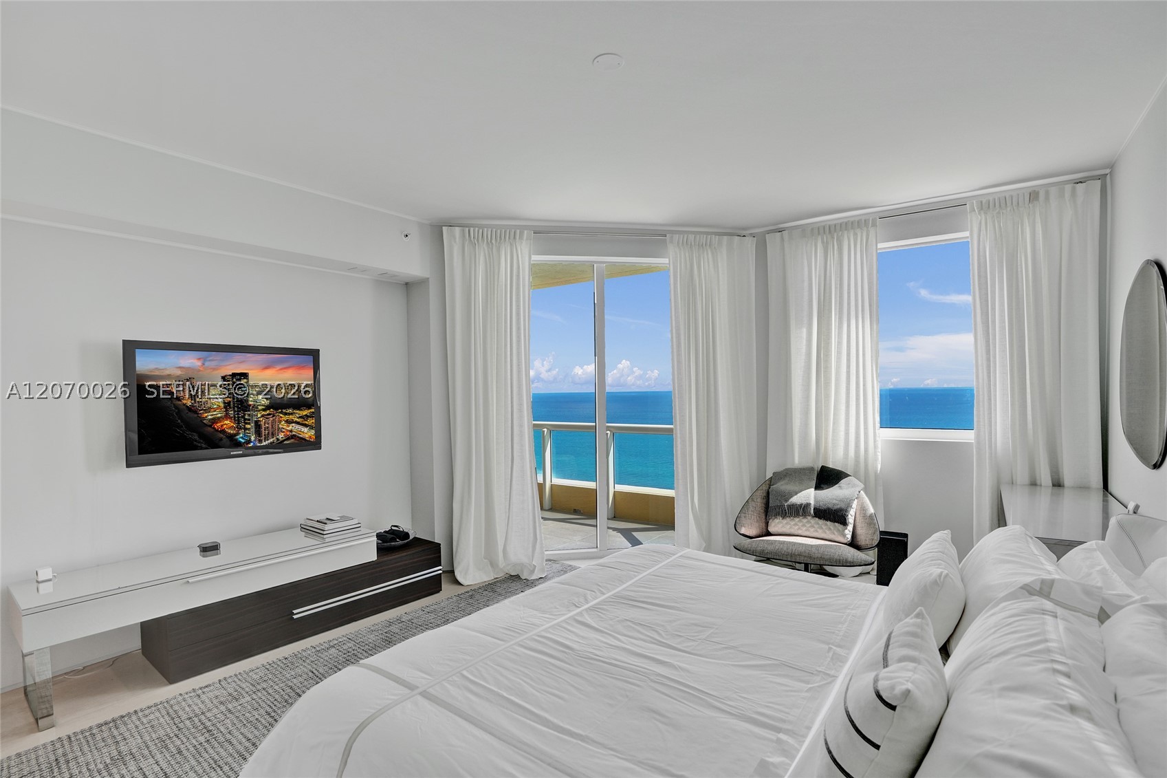 17875 Collins Ave #3101, Sunny Isles Beach FL 33160