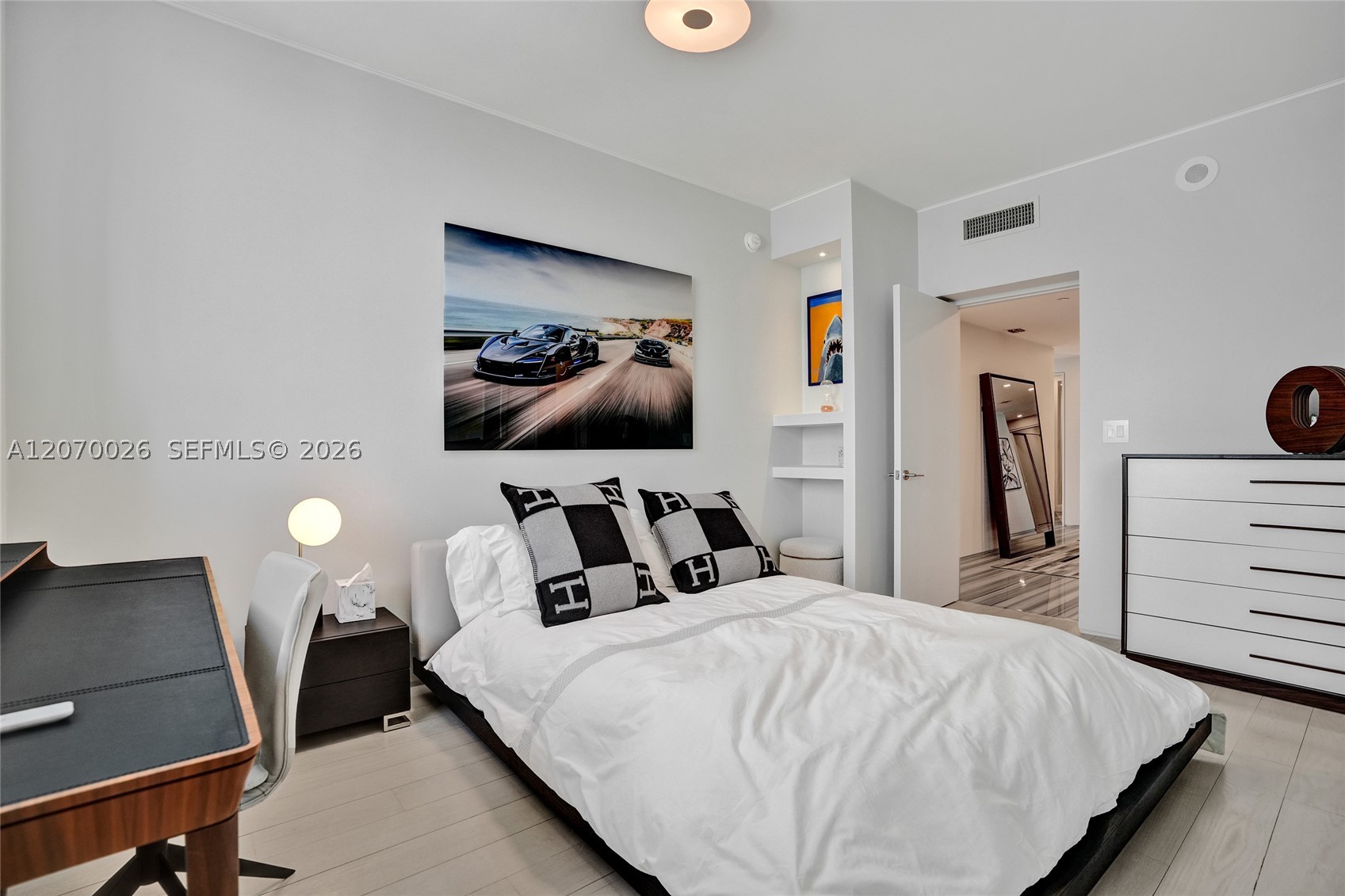 17875 Collins Ave #3101, Sunny Isles Beach FL 33160