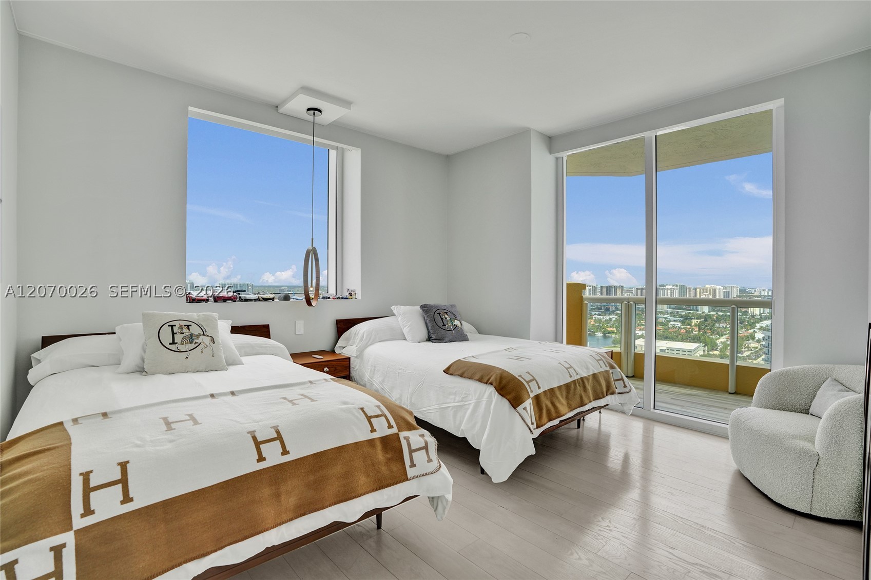 17875 Collins Ave #3101, Sunny Isles Beach FL 33160