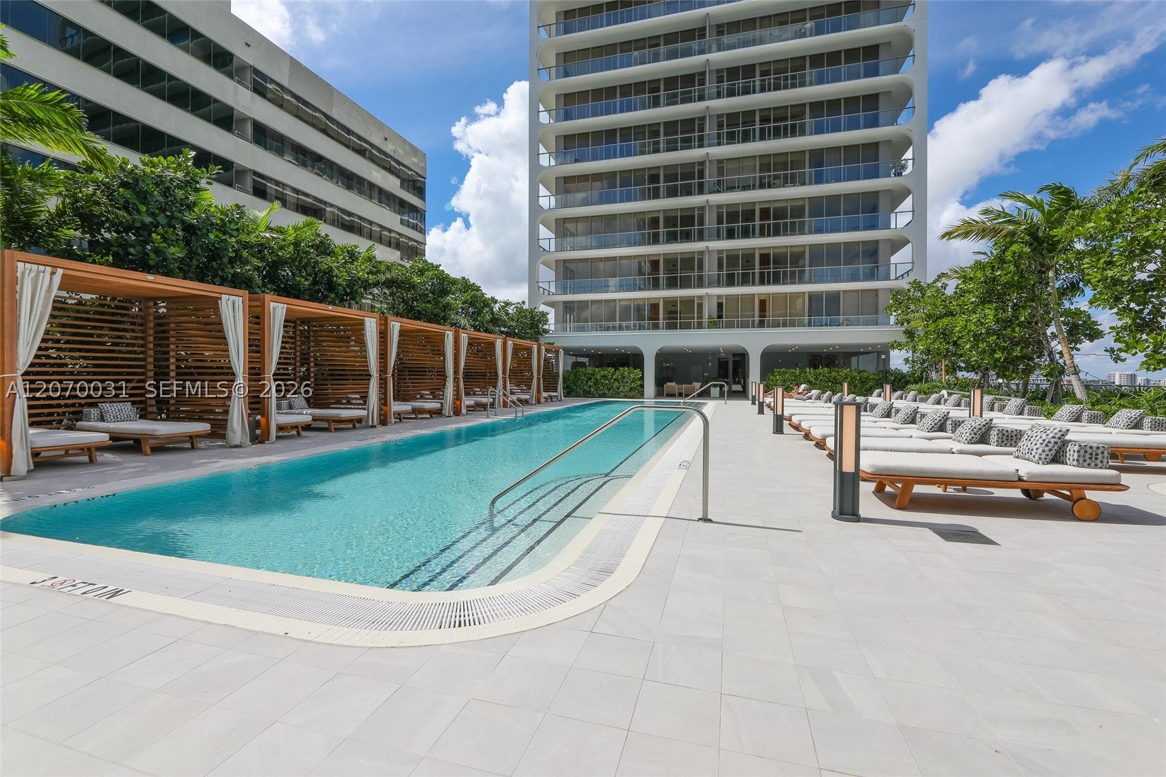 2678 Tigertail Ave #1403, Coconut Grove FL 33133