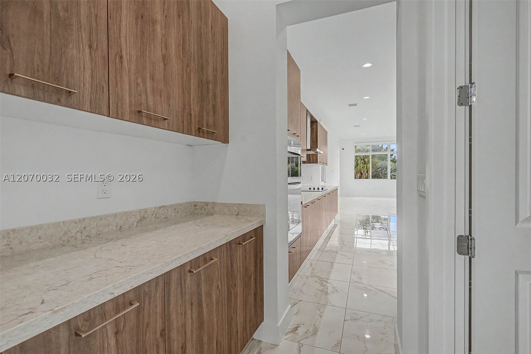2440 SW 122nd Ter #2440, Davie FL 33325