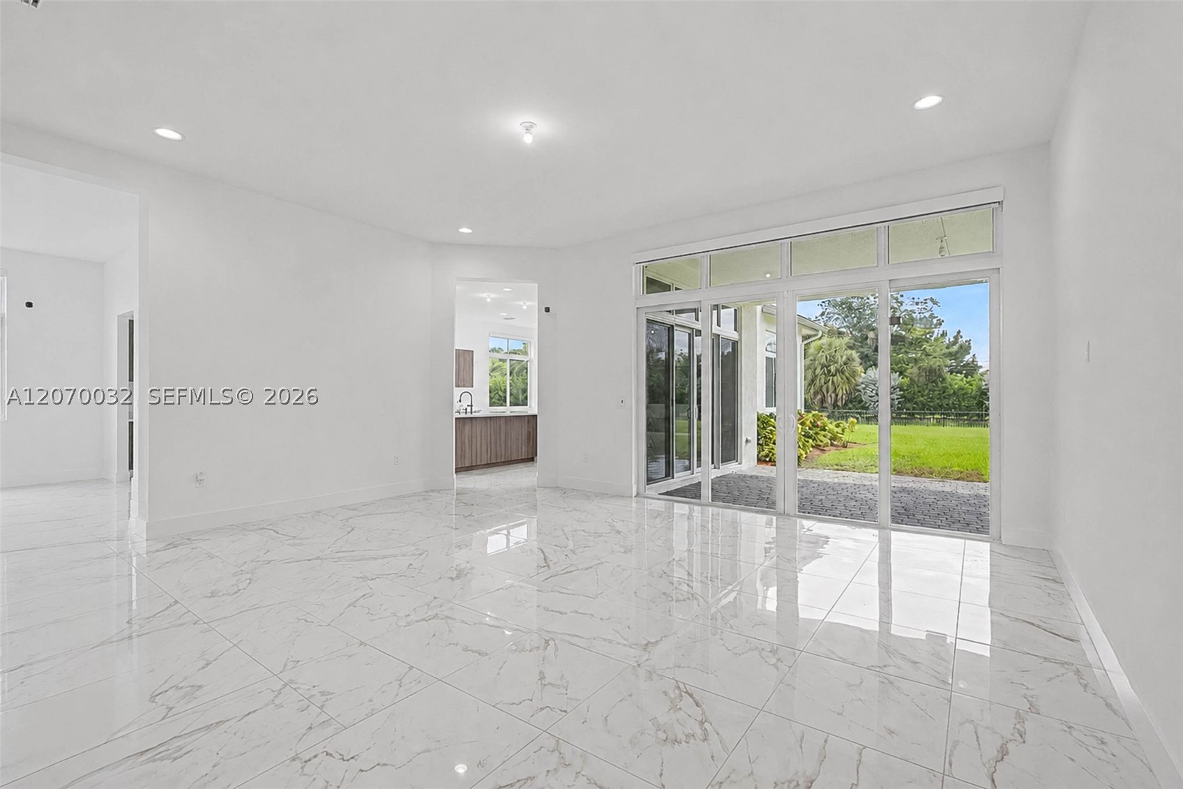 2440 SW 122nd Ter #2440, Davie FL 33325