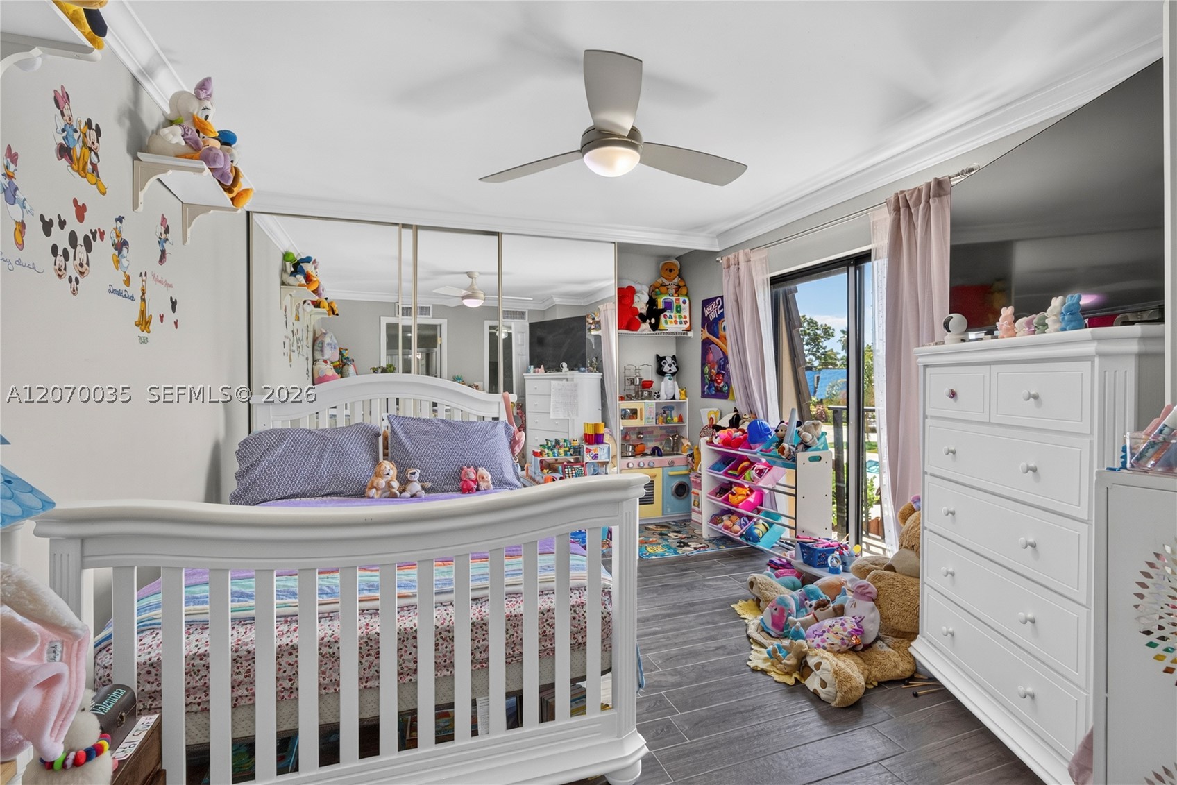 953 Springdale Cir, Palm Springs FL 33461