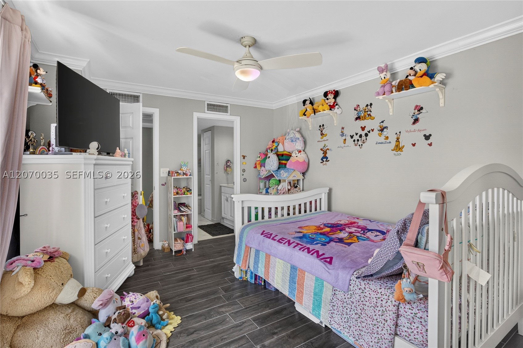 953 Springdale Cir, Palm Springs FL 33461