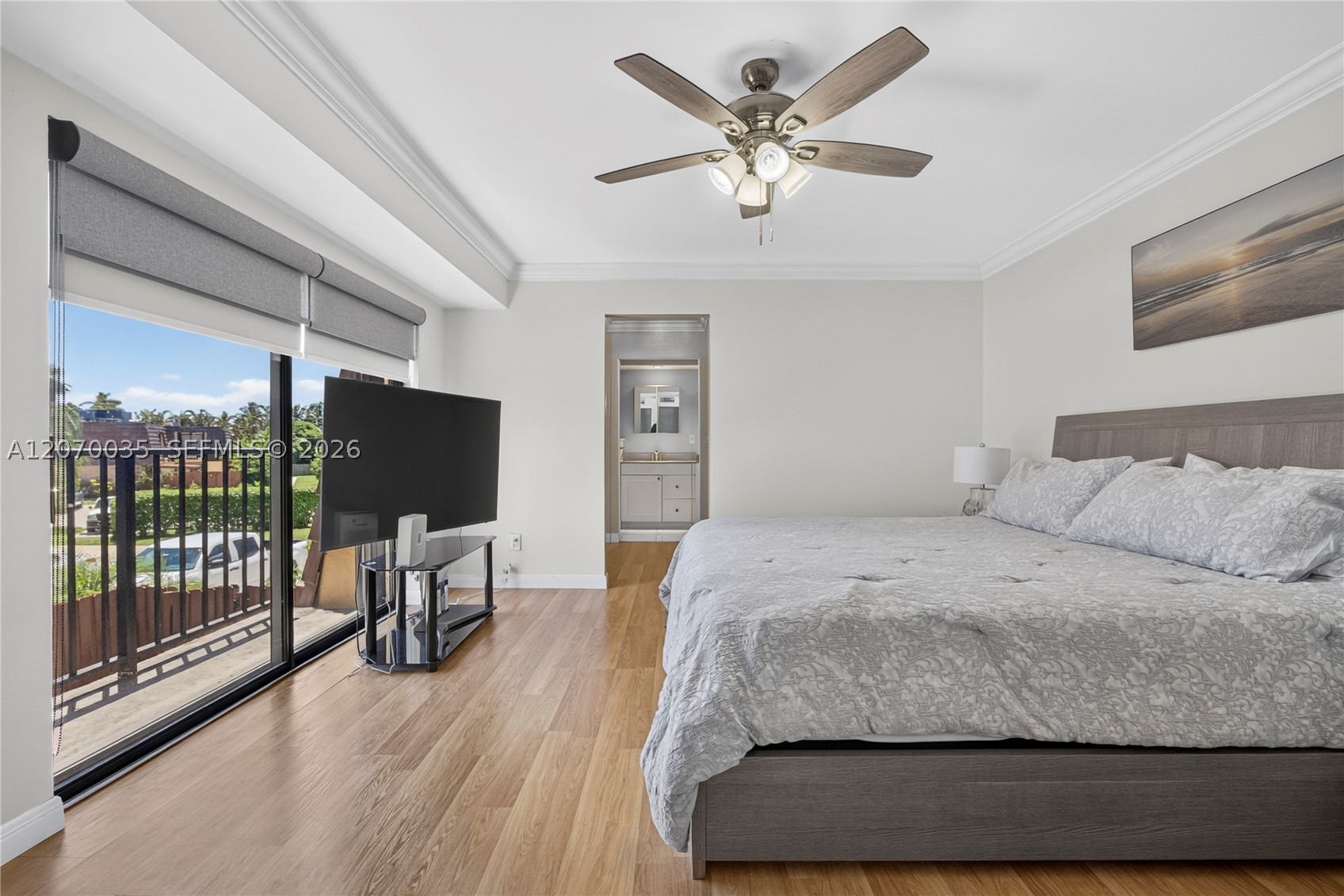 953 Springdale Cir, Palm Springs FL 33461