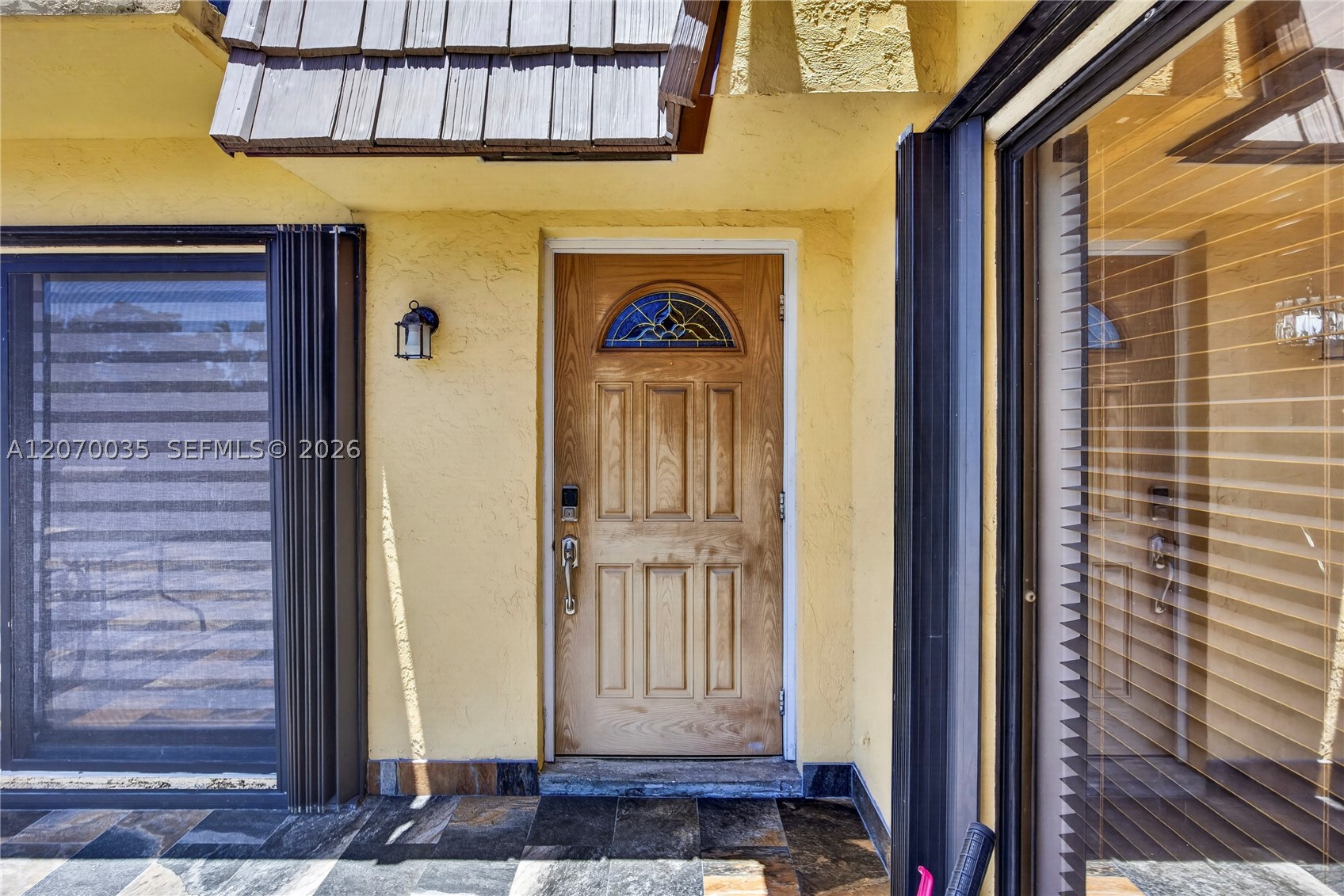 953 Springdale Cir, Palm Springs FL 33461