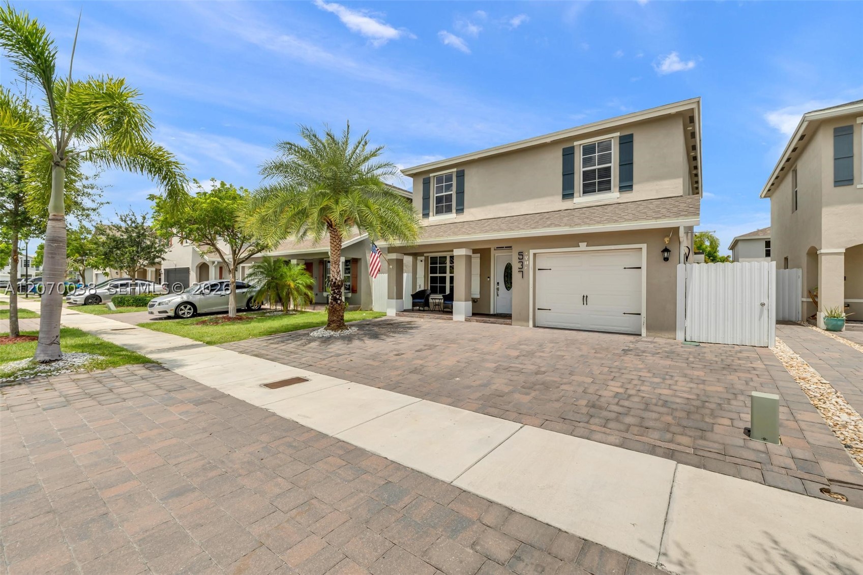 #<MlsListing:0x00007f242520eba8>