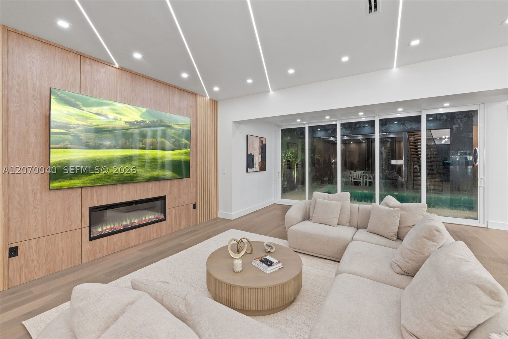 257 N Coconut Ln, Miami Beach FL 33139