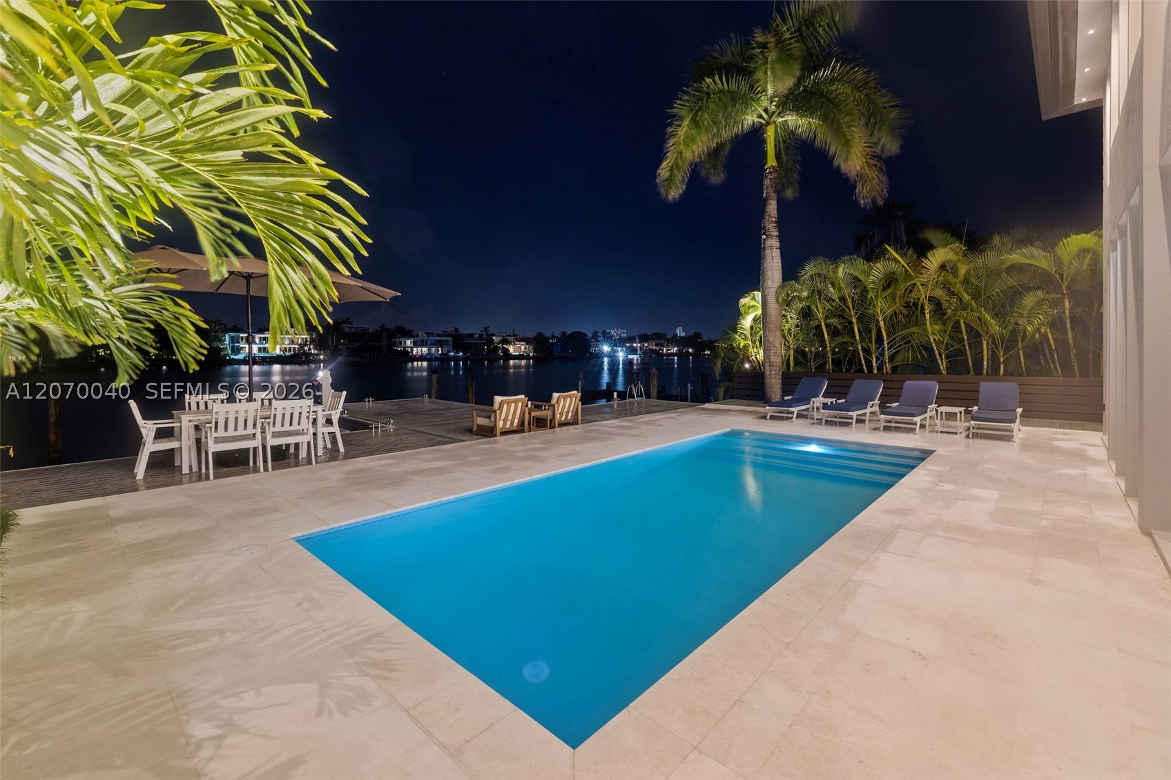 257 N Coconut Ln, Miami Beach FL 33139