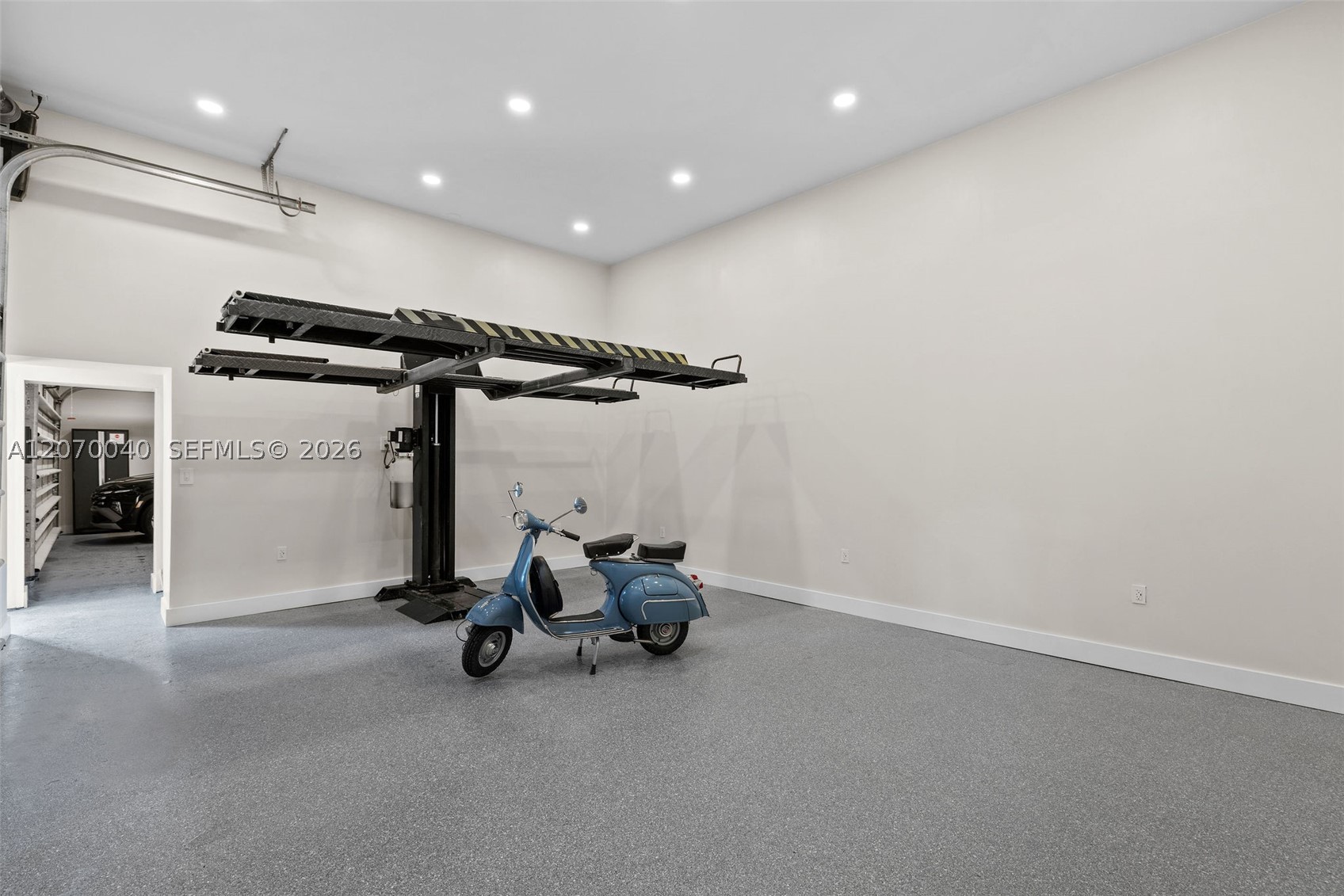257 N Coconut Ln, Miami Beach FL 33139