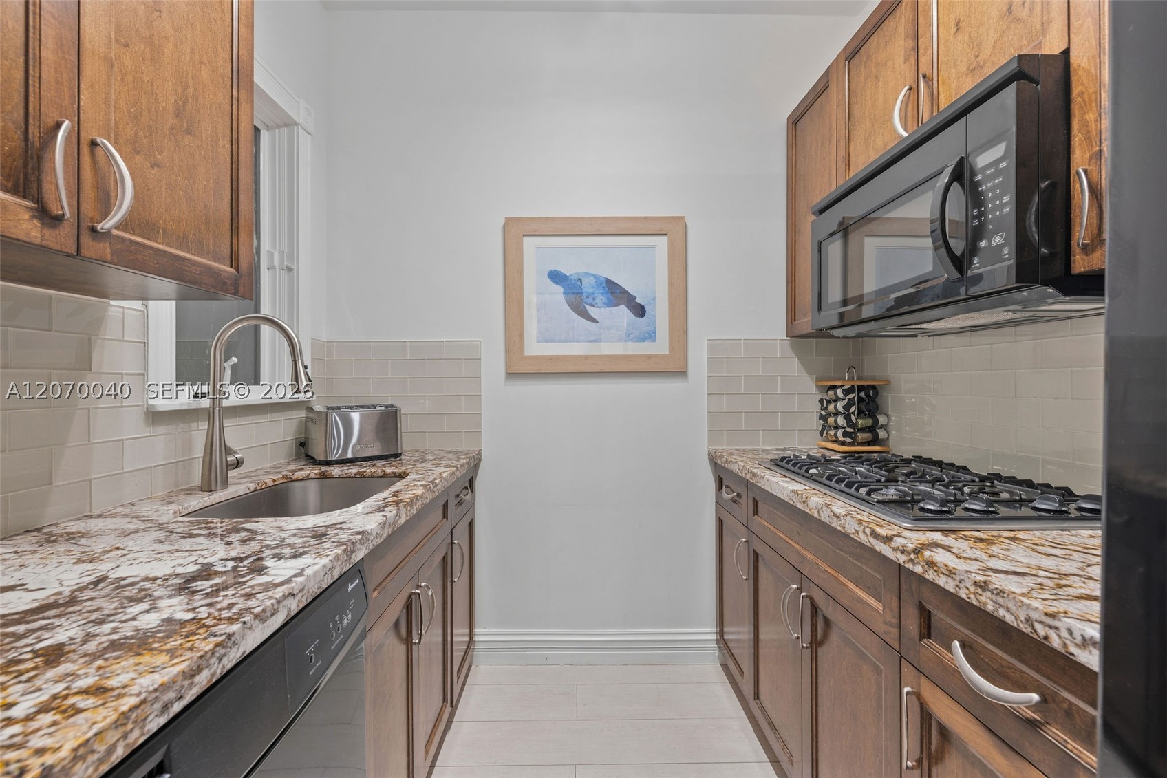 257 N Coconut Ln, Miami Beach FL 33139
