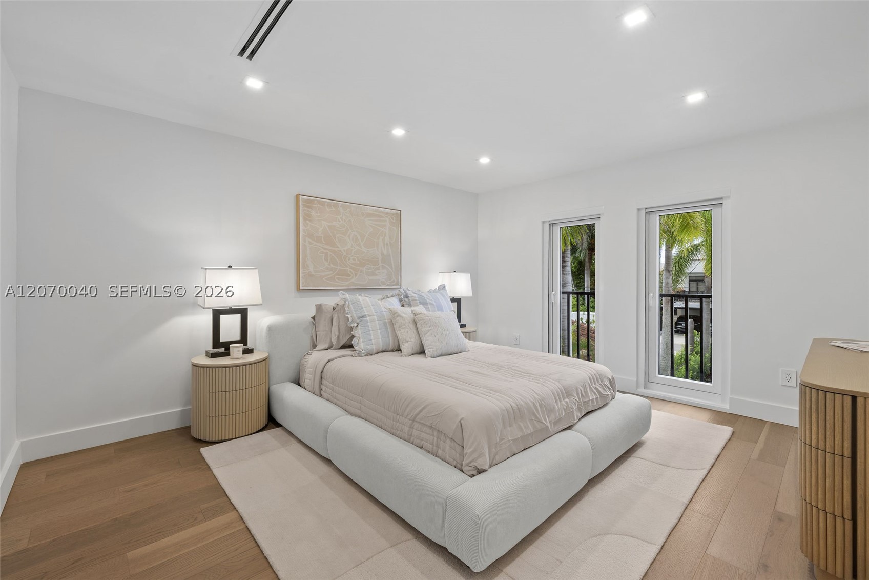 257 N Coconut Ln, Miami Beach FL 33139