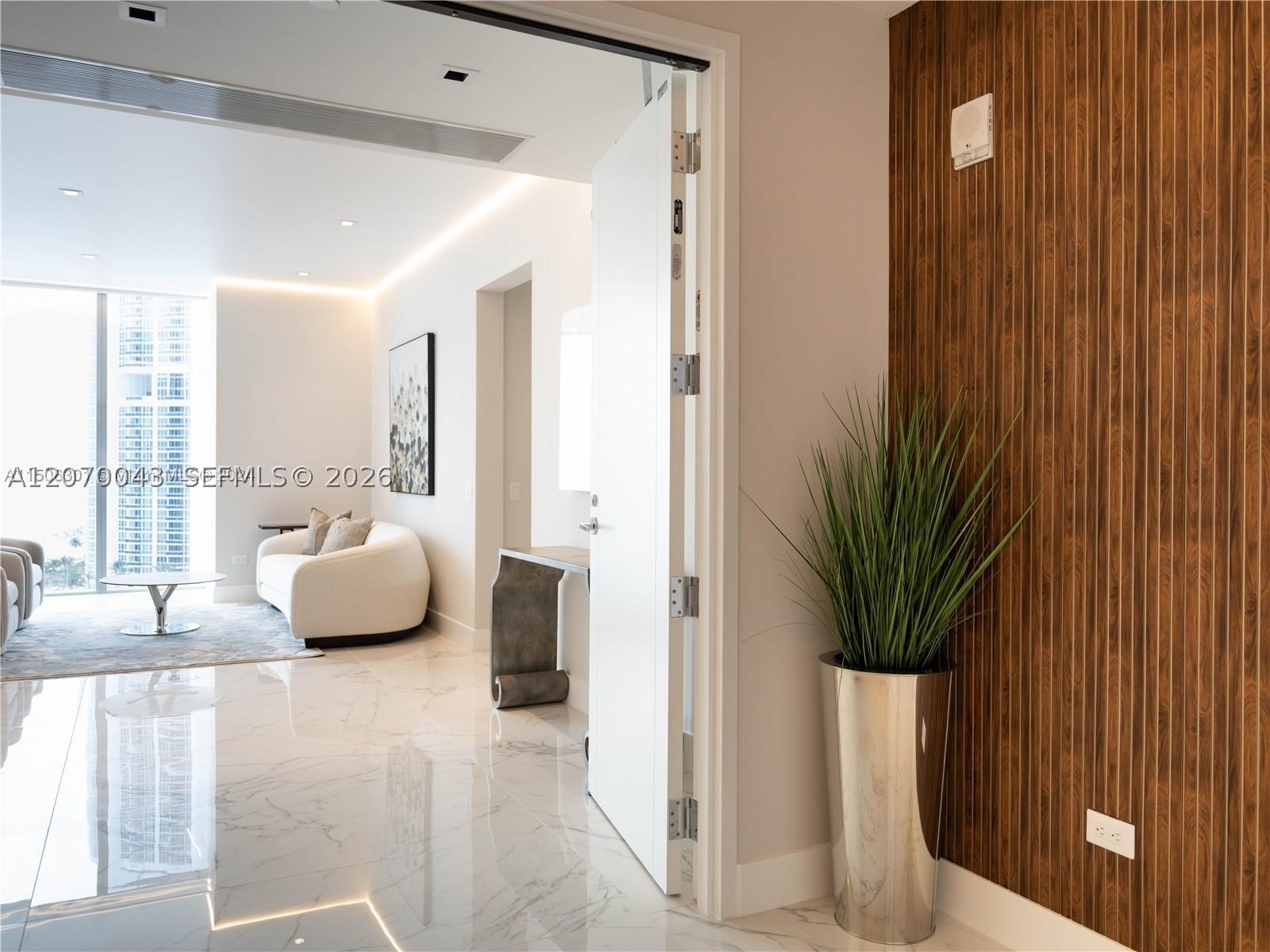 18501 Collins Ave #1104, Sunny Isles Beach FL 33160