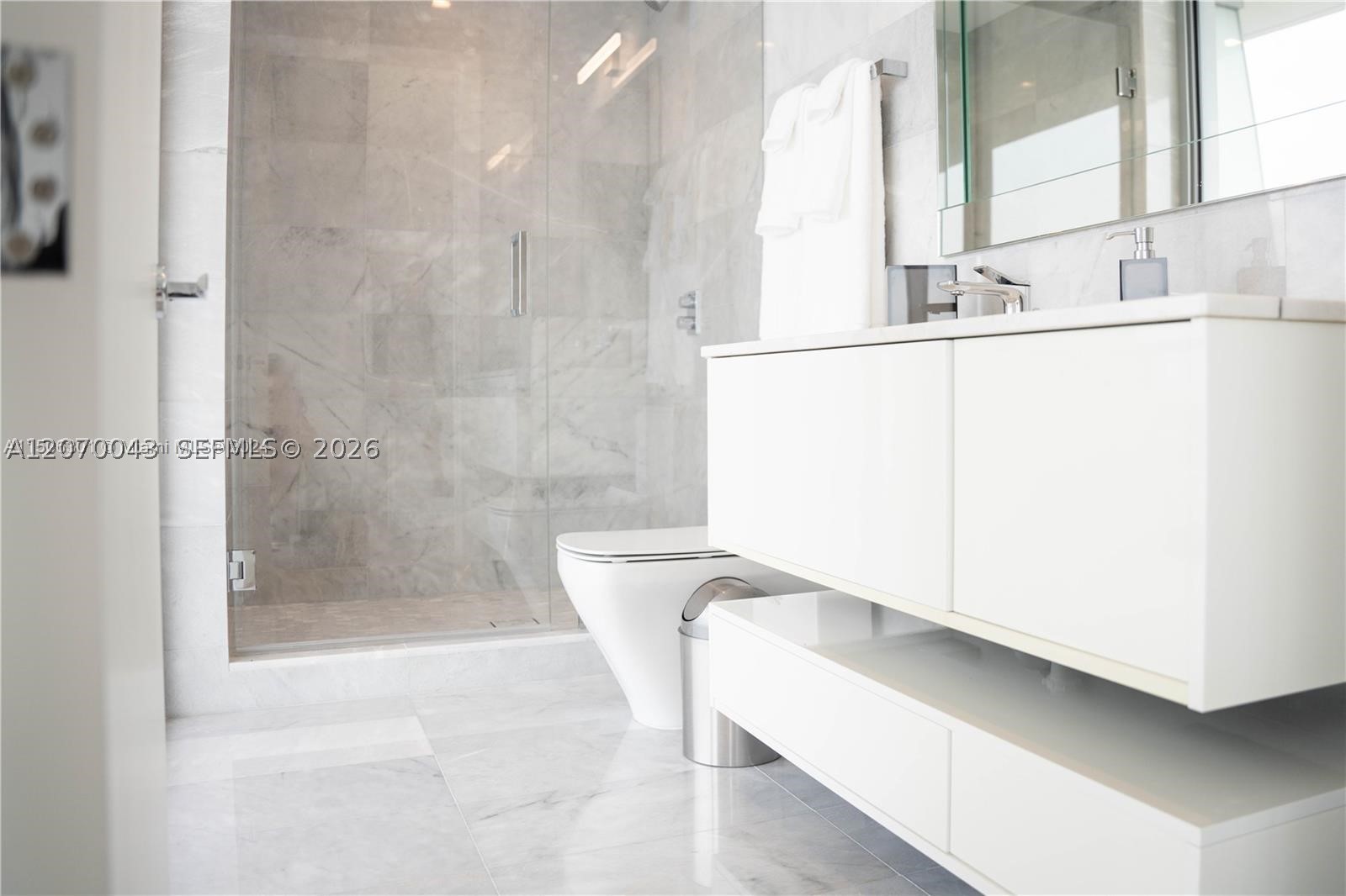 18501 Collins Ave #1104, Sunny Isles Beach FL 33160
