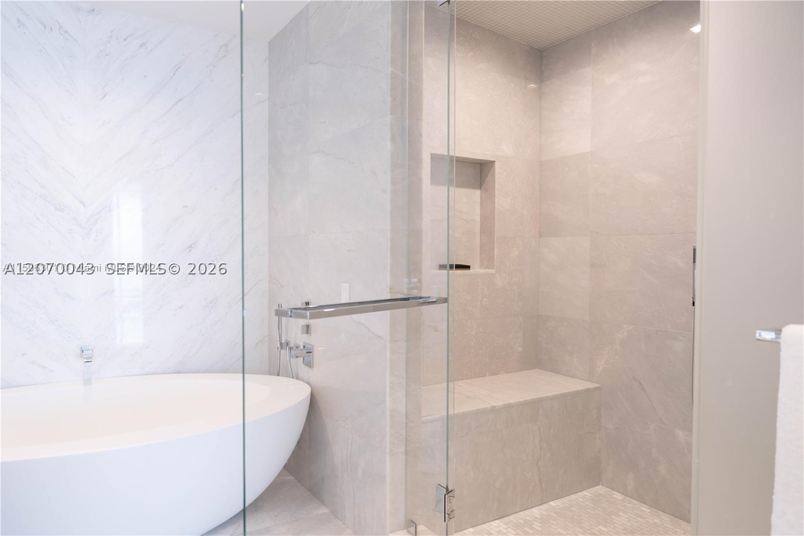 18501 Collins Ave #1104, Sunny Isles Beach FL 33160