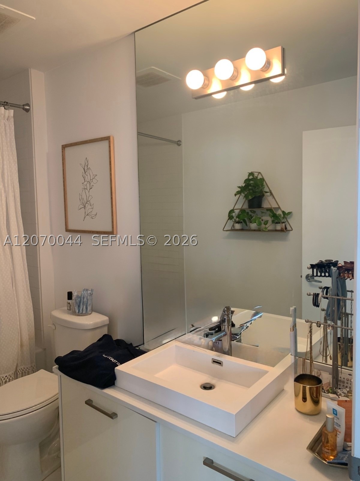 151 SE 1st St #3509, Miami FL 33131