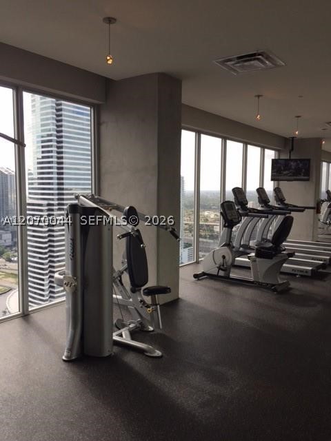 151 SE 1st St #3509, Miami FL 33131