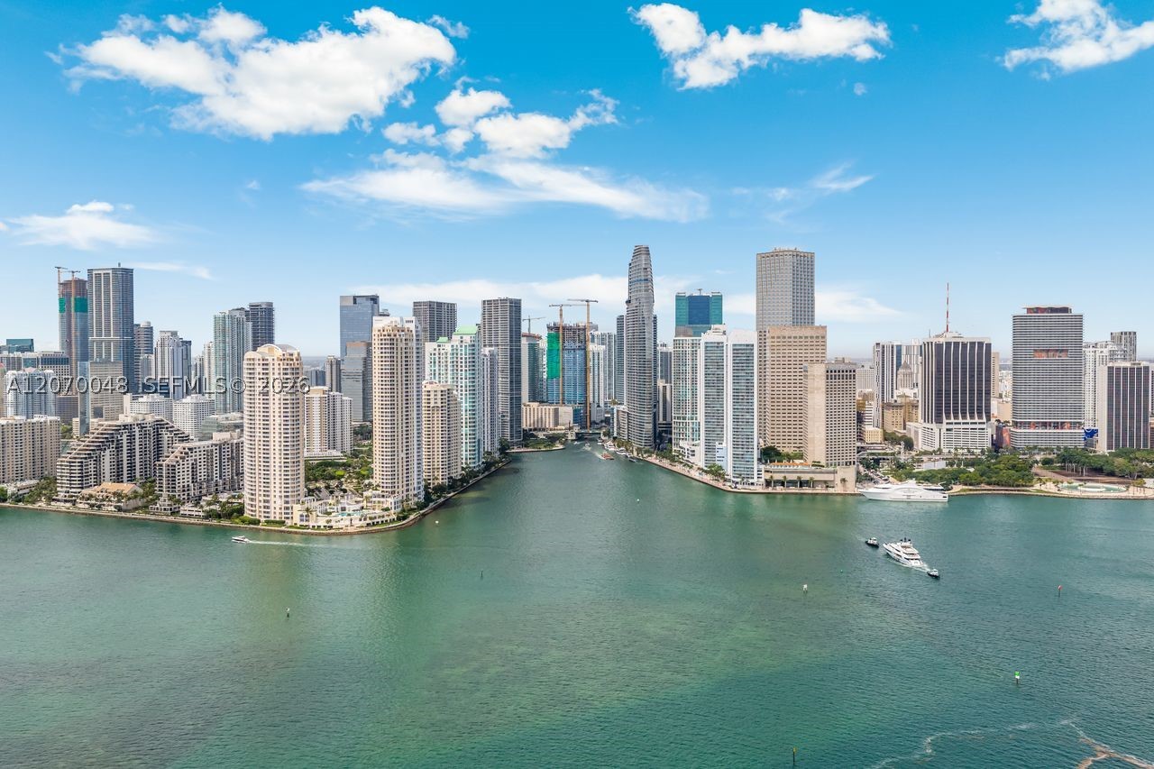335 S Biscayne Blvd #2609, Miami FL 33131