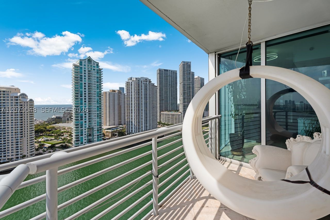 335 S Biscayne Blvd #2609, Miami FL 33131