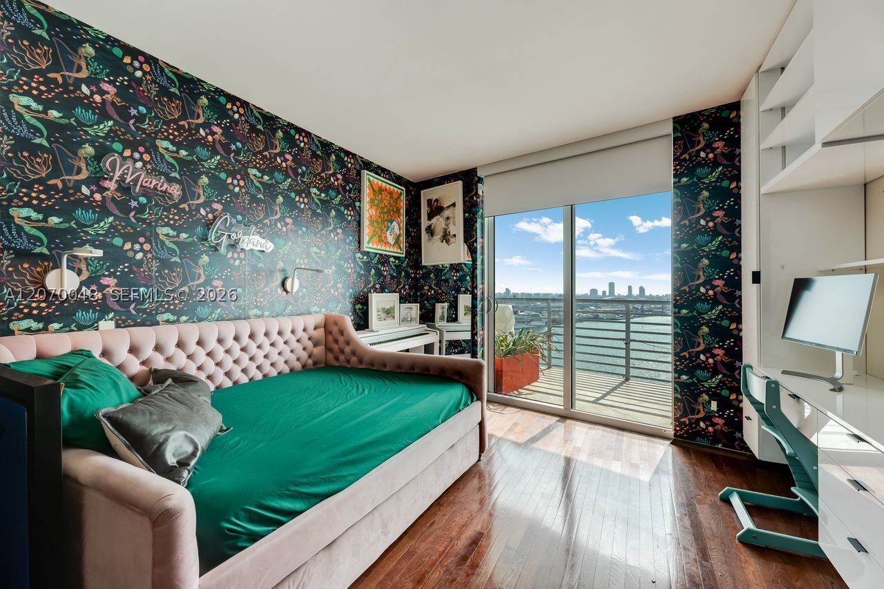 335 S Biscayne Blvd #2609, Miami FL 33131