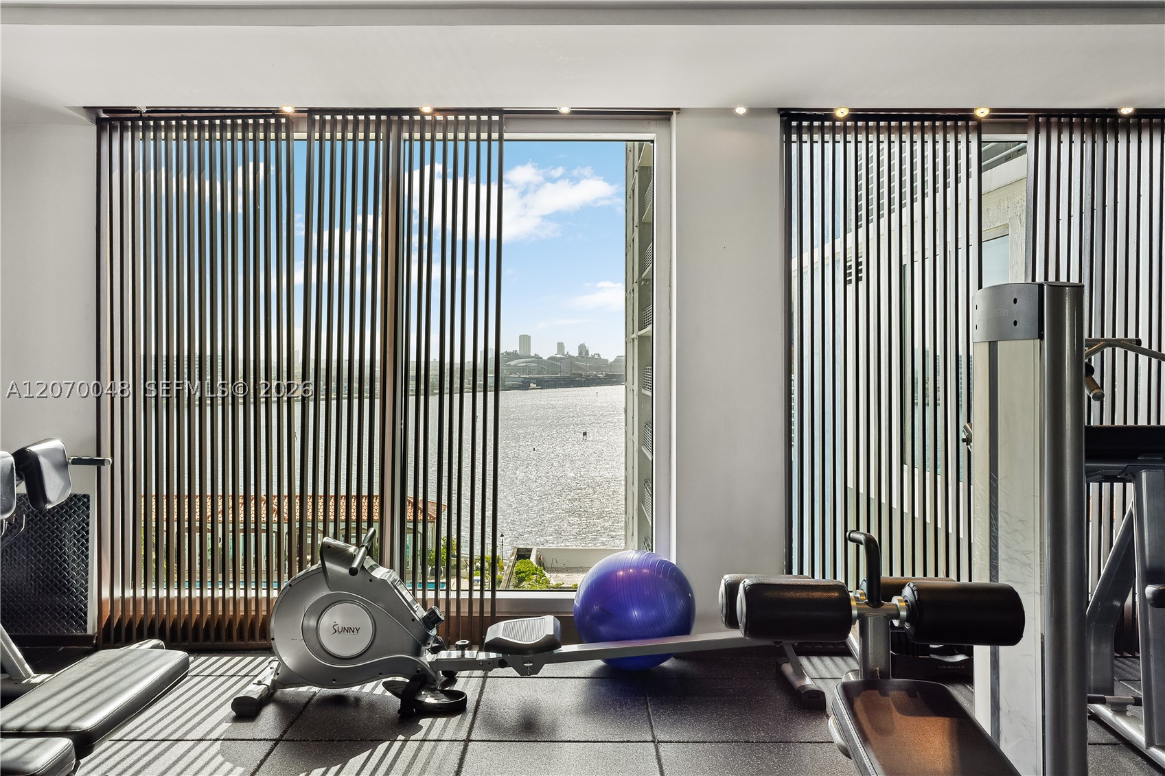 335 S Biscayne Blvd #2609, Miami FL 33131