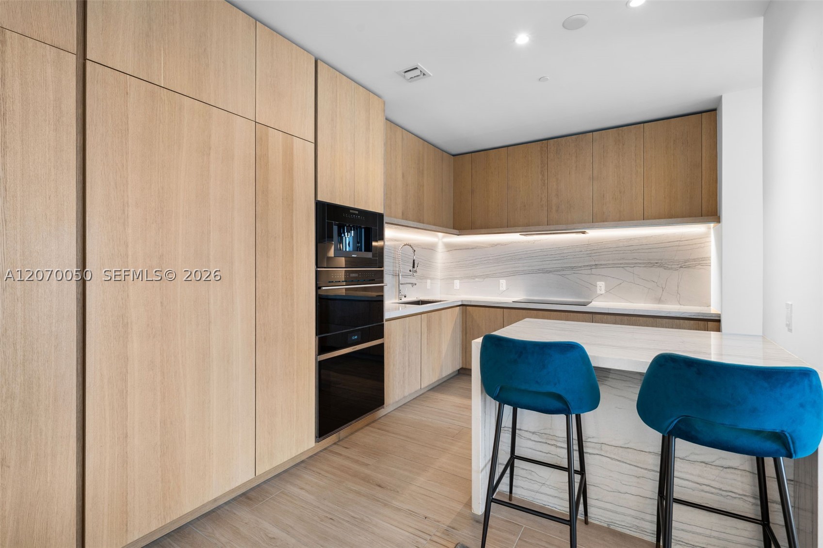 8701 Collins Ave #705, Miami Beach FL 33154