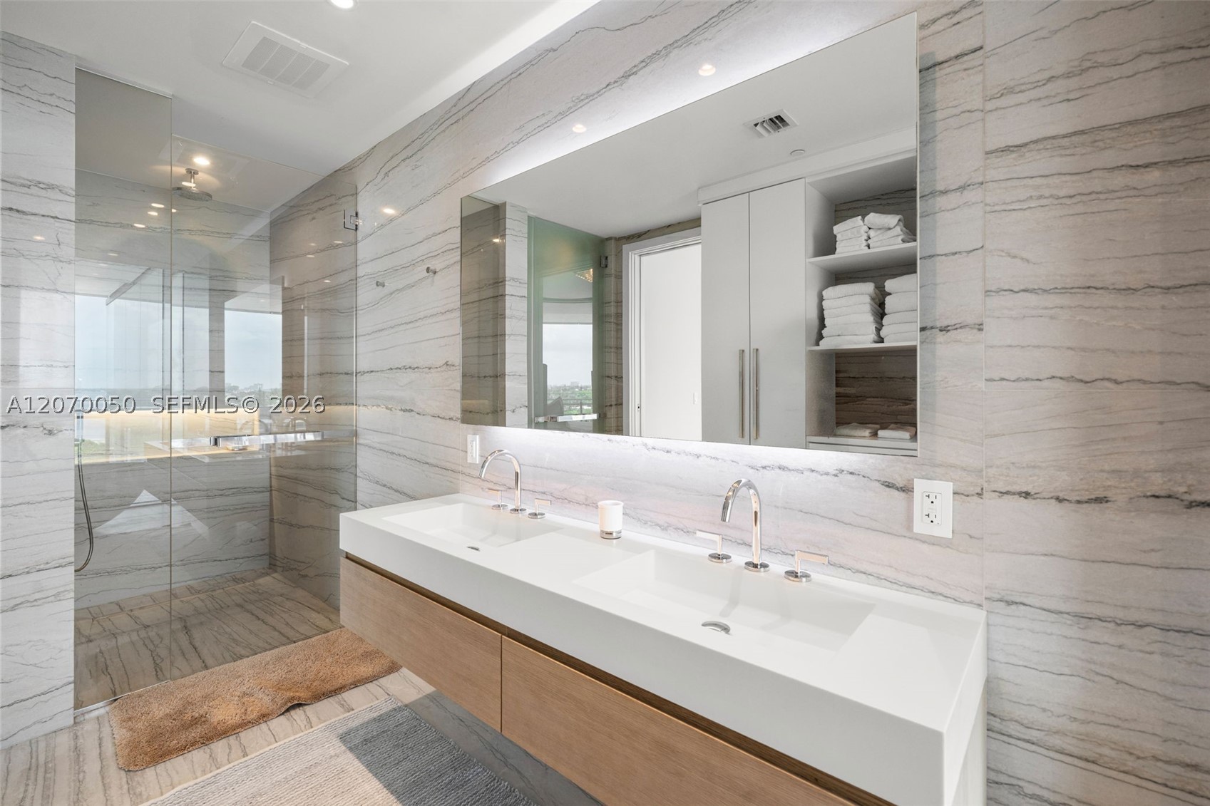 8701 Collins Ave #705, Miami Beach FL 33154