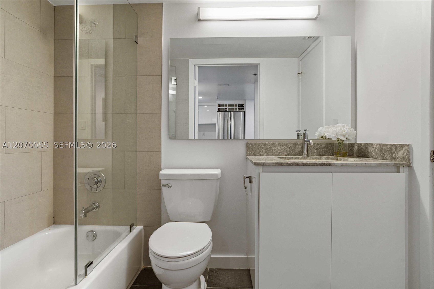 540 Brickell Key Dr #1519, Miami FL 33131
