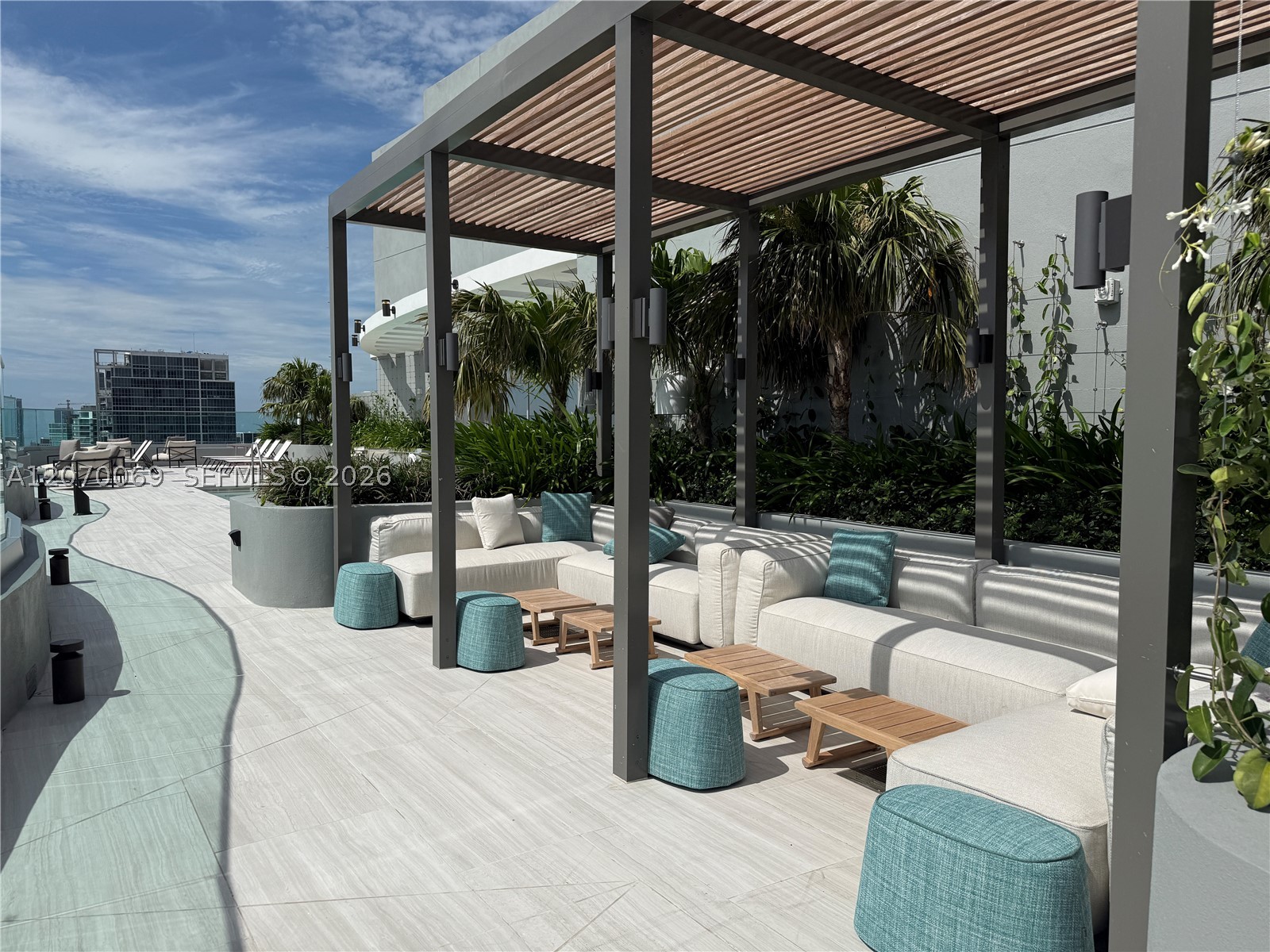 1400 Biscayne Blvd #3506, Miami FL 33132