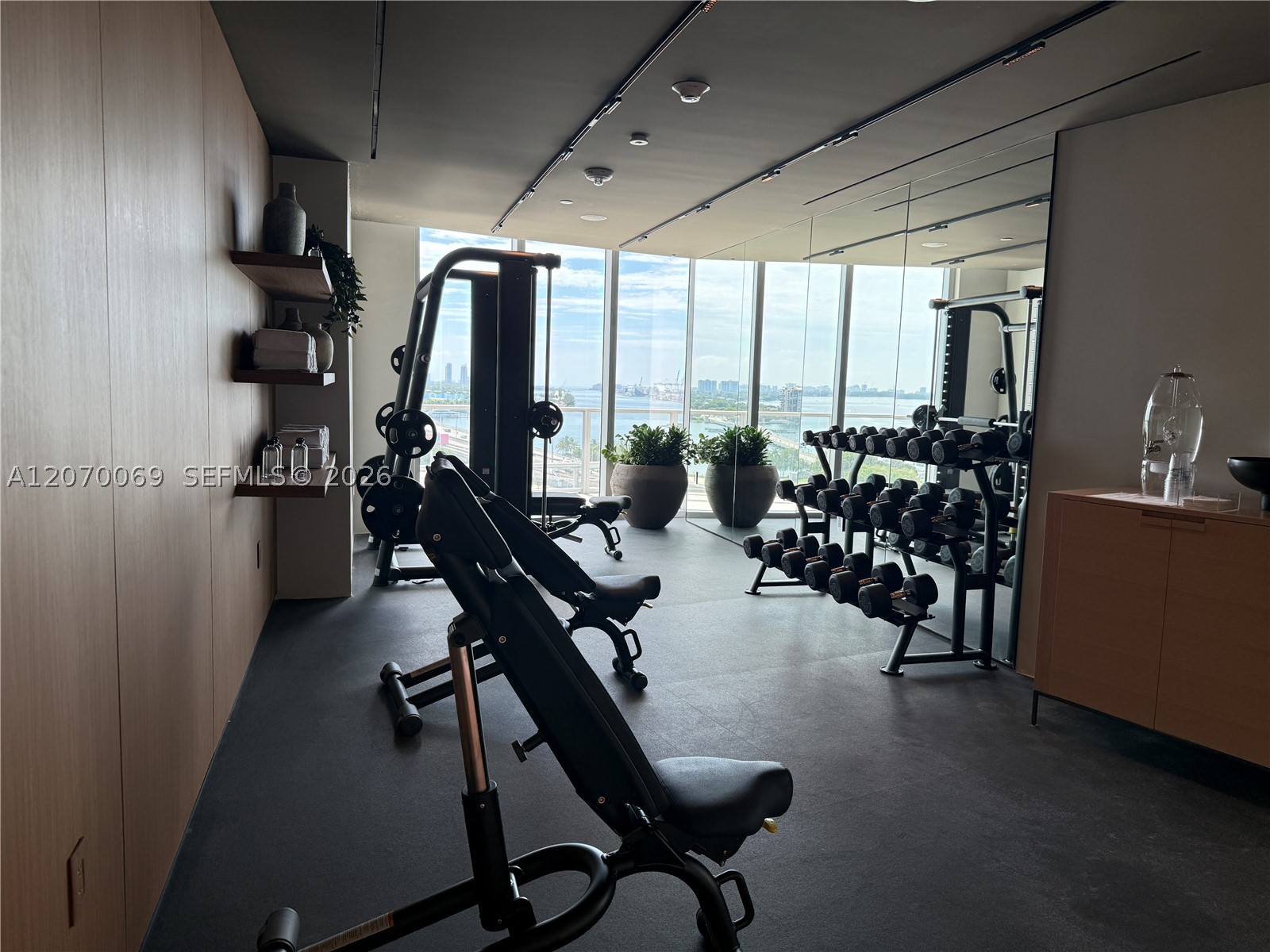 1400 Biscayne Blvd #3506, Miami FL 33132