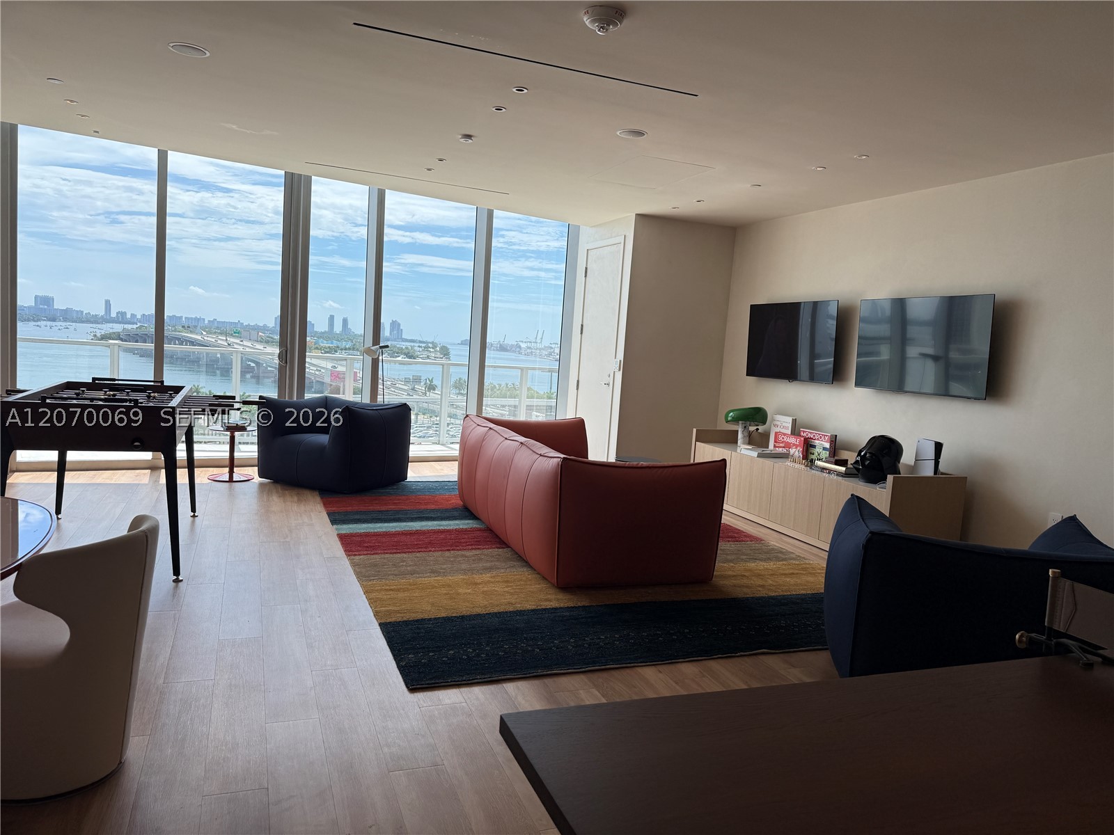 1400 Biscayne Blvd #3506, Miami FL 33132