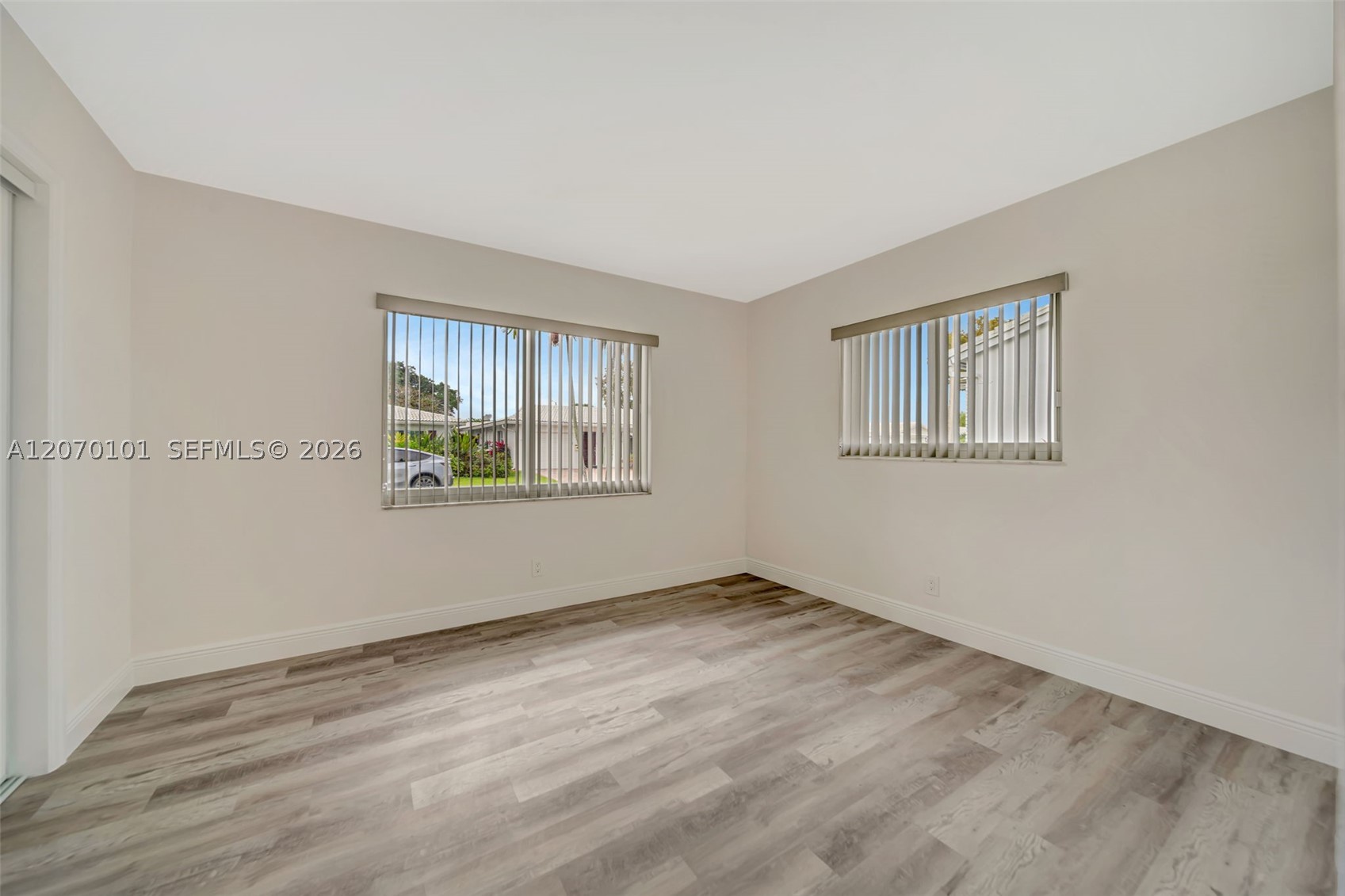 8502 NW 59th St, Tamarac FL 33321