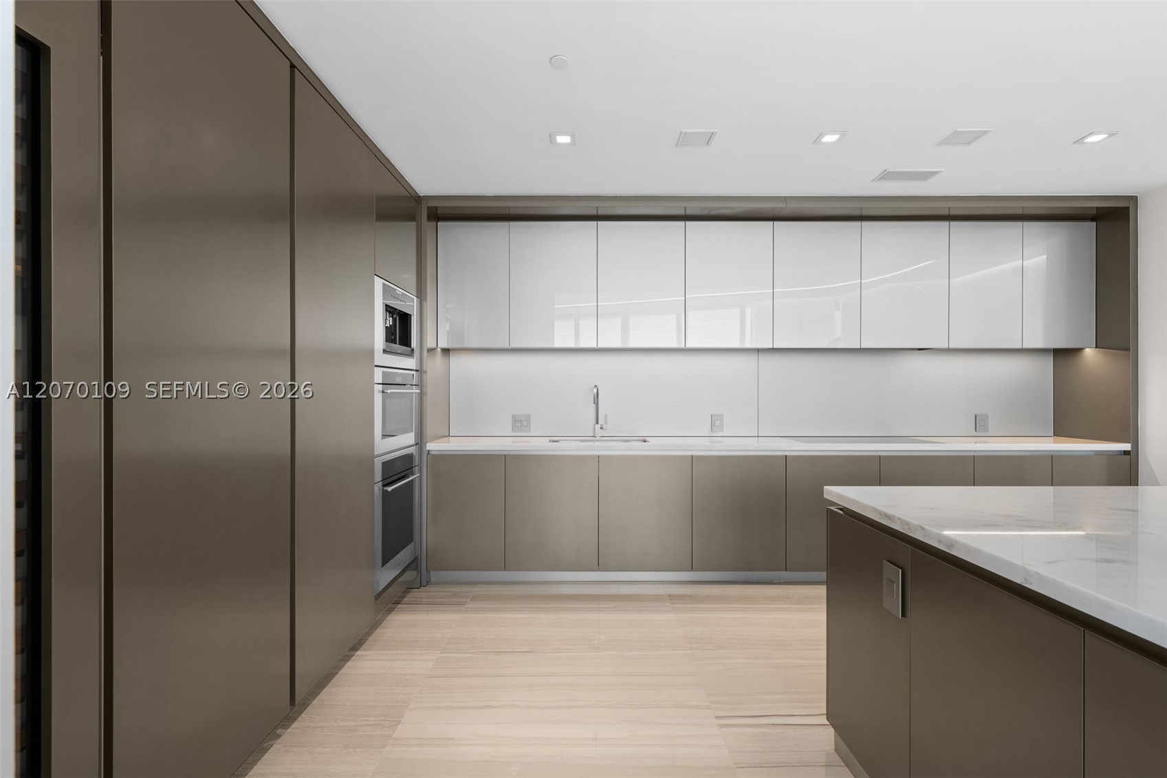 18975 Collins Ave #600, Sunny Isles Beach FL 33160