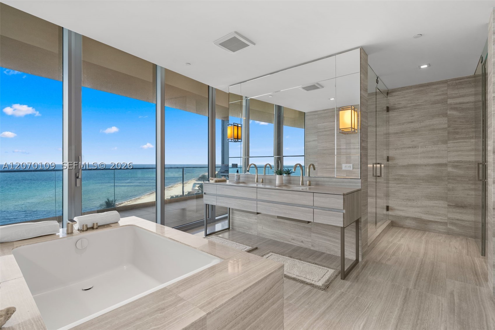 18975 Collins Ave #600, Sunny Isles Beach FL 33160
