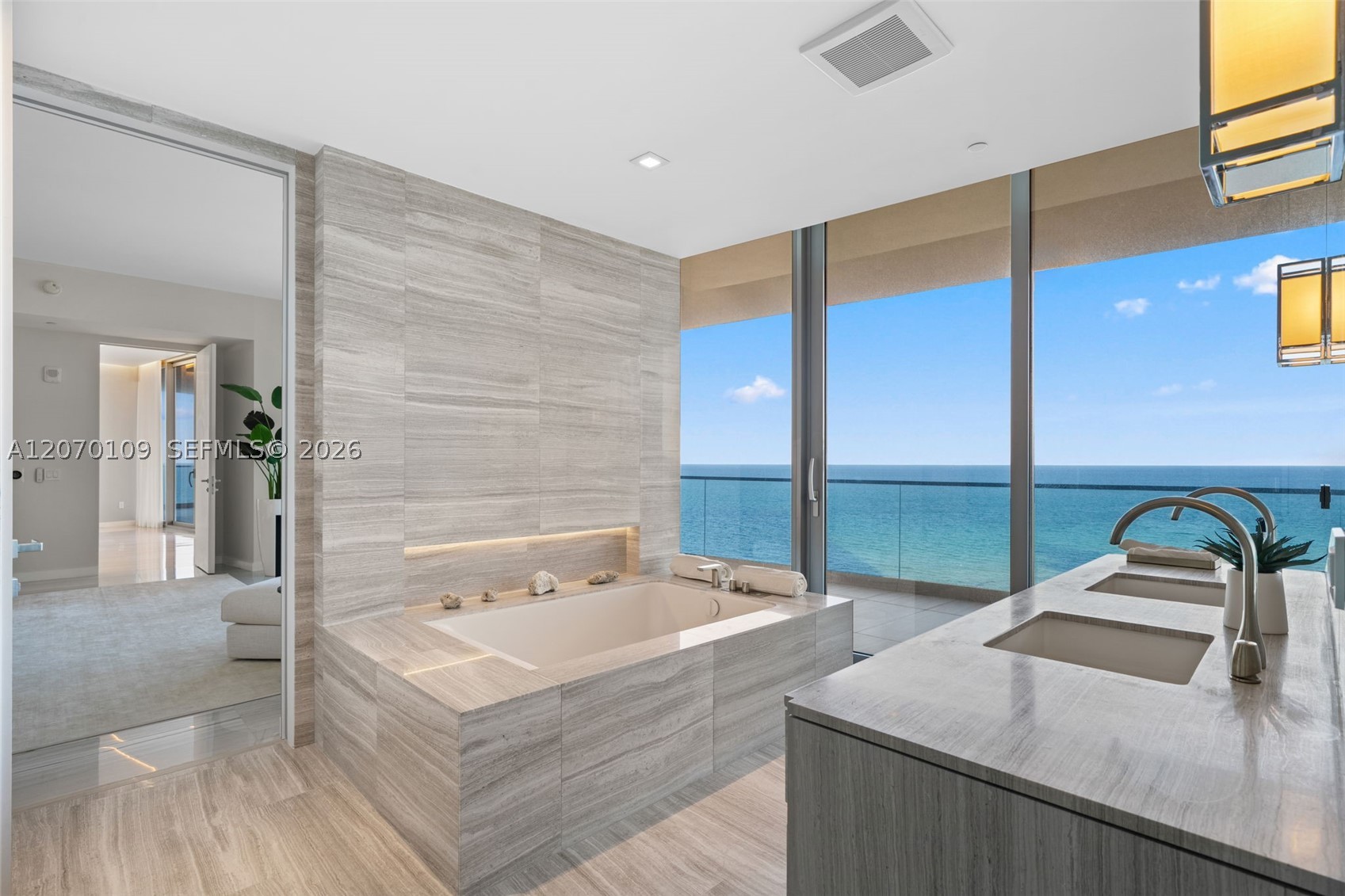 18975 Collins Ave #600, Sunny Isles Beach FL 33160