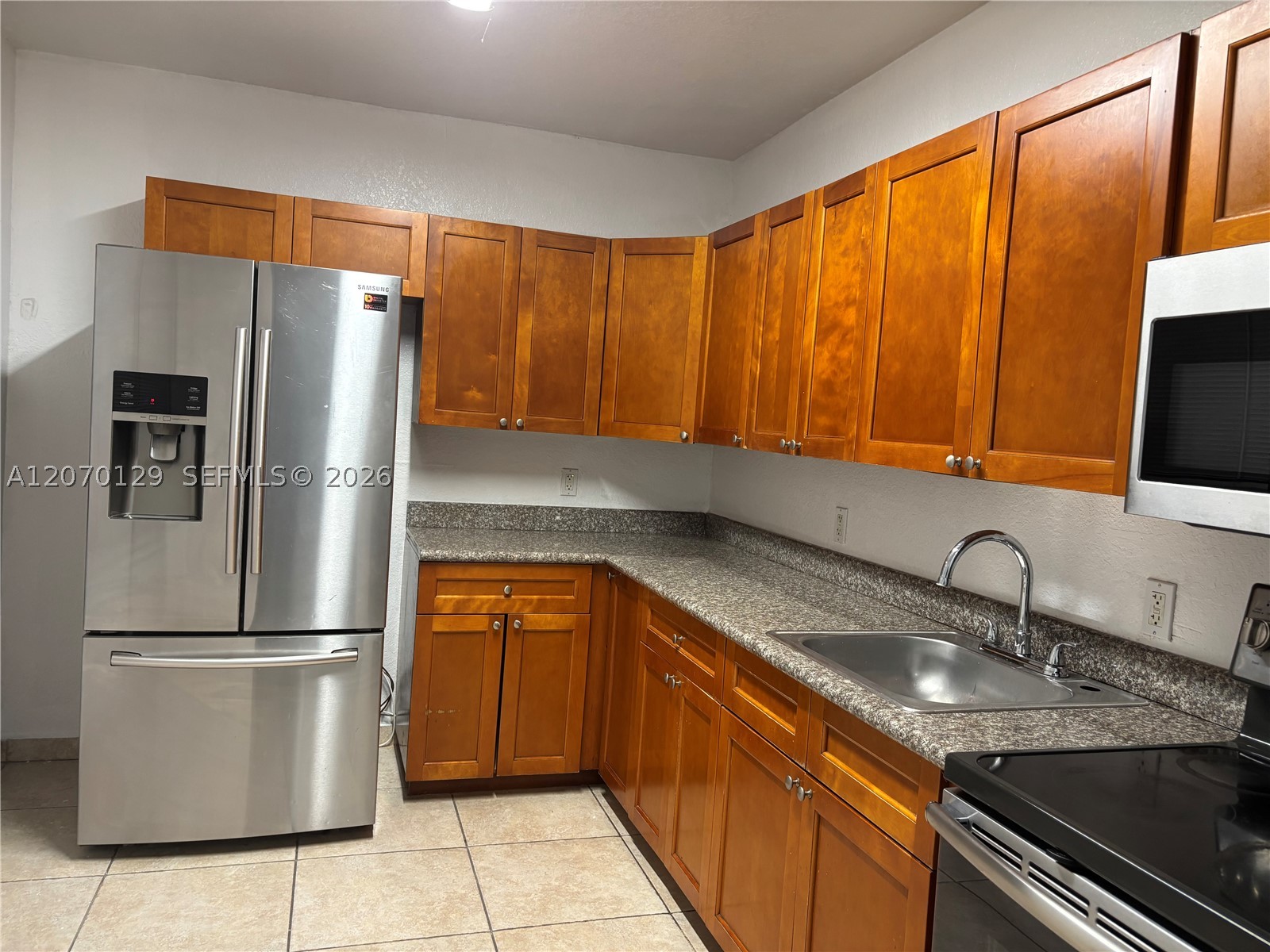 2059 SW 7th St #0, Miami FL 33135