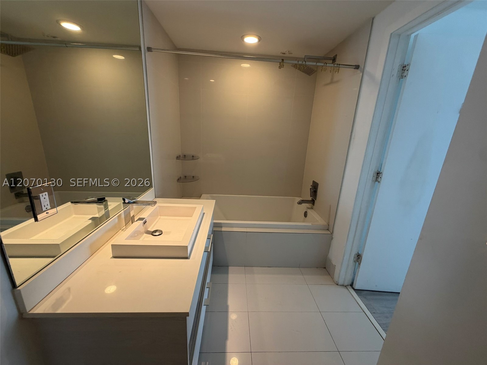 55 SW 9th St #2410, Miami FL 33130