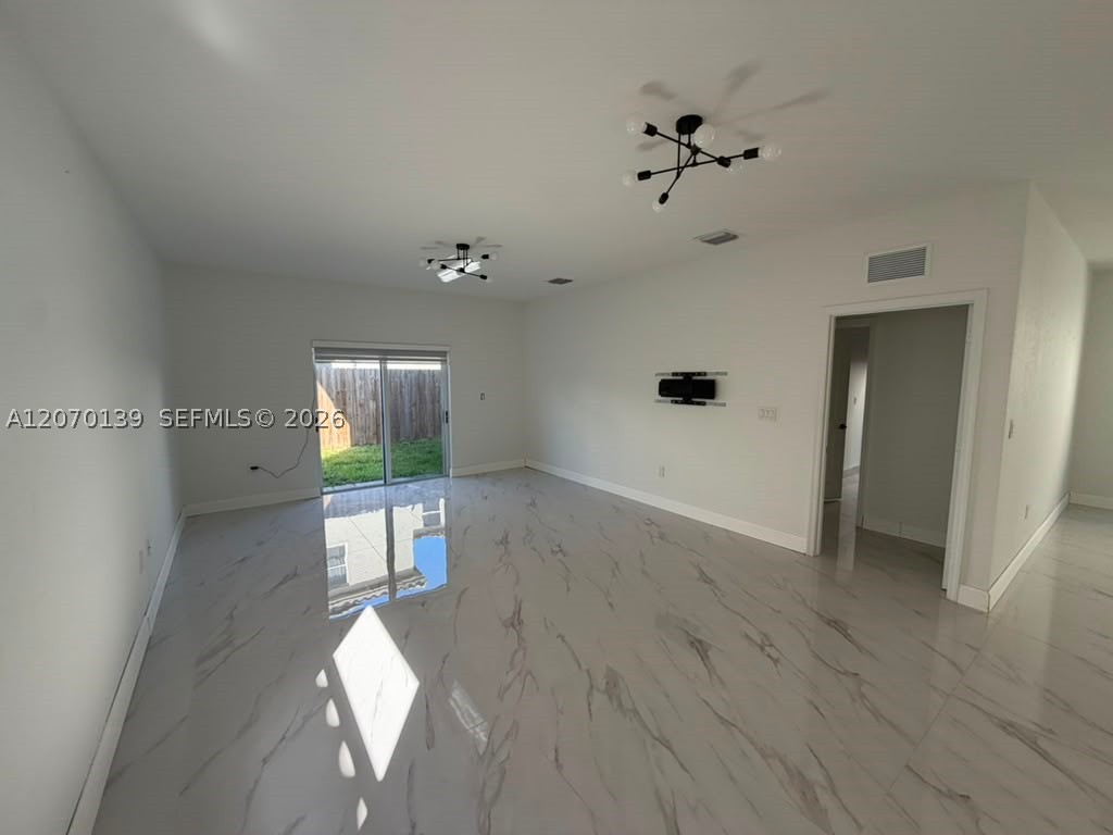 1409 SE 26th Ter #1409, Homestead FL 33035