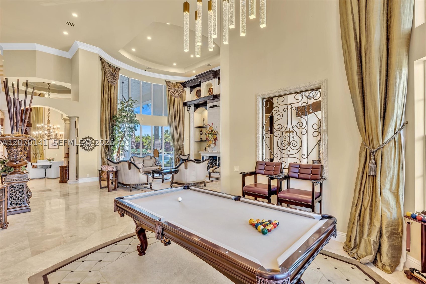 3828 Pine Lake Dr, Weston FL 33332